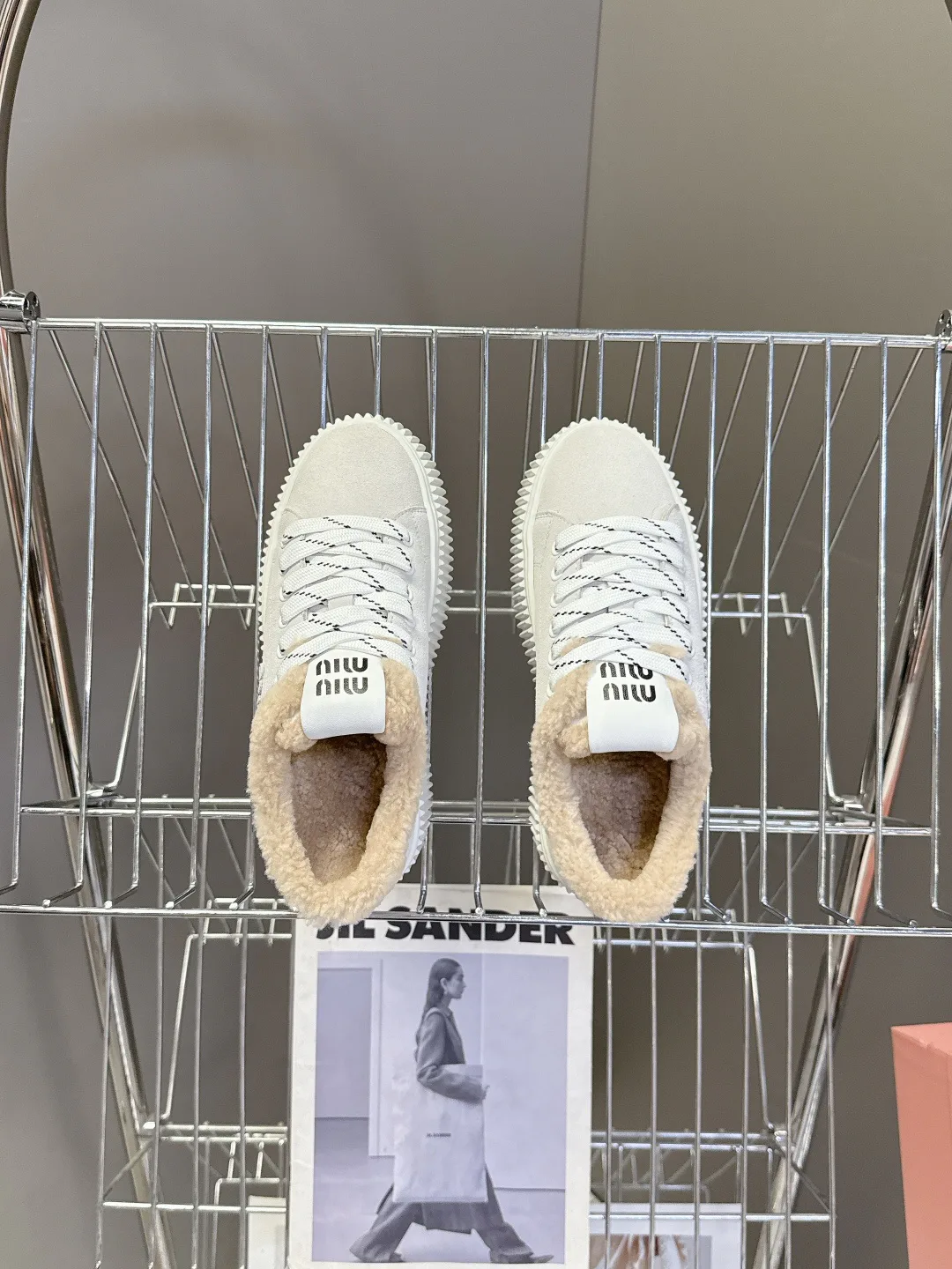 Кроссовки Женские Miu Miu 18693006