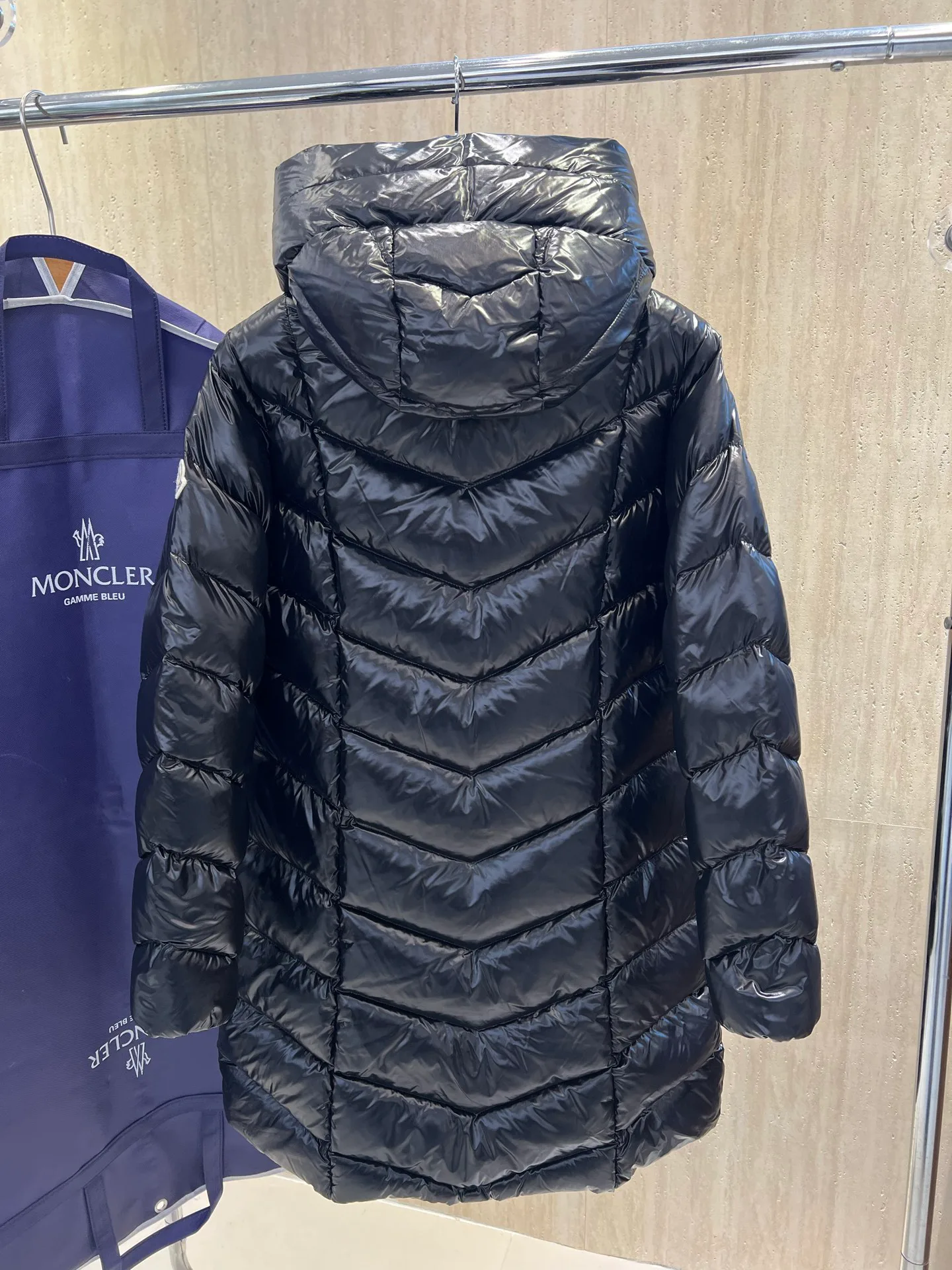 Куртки И Пуховики Женские Moncler 19185616