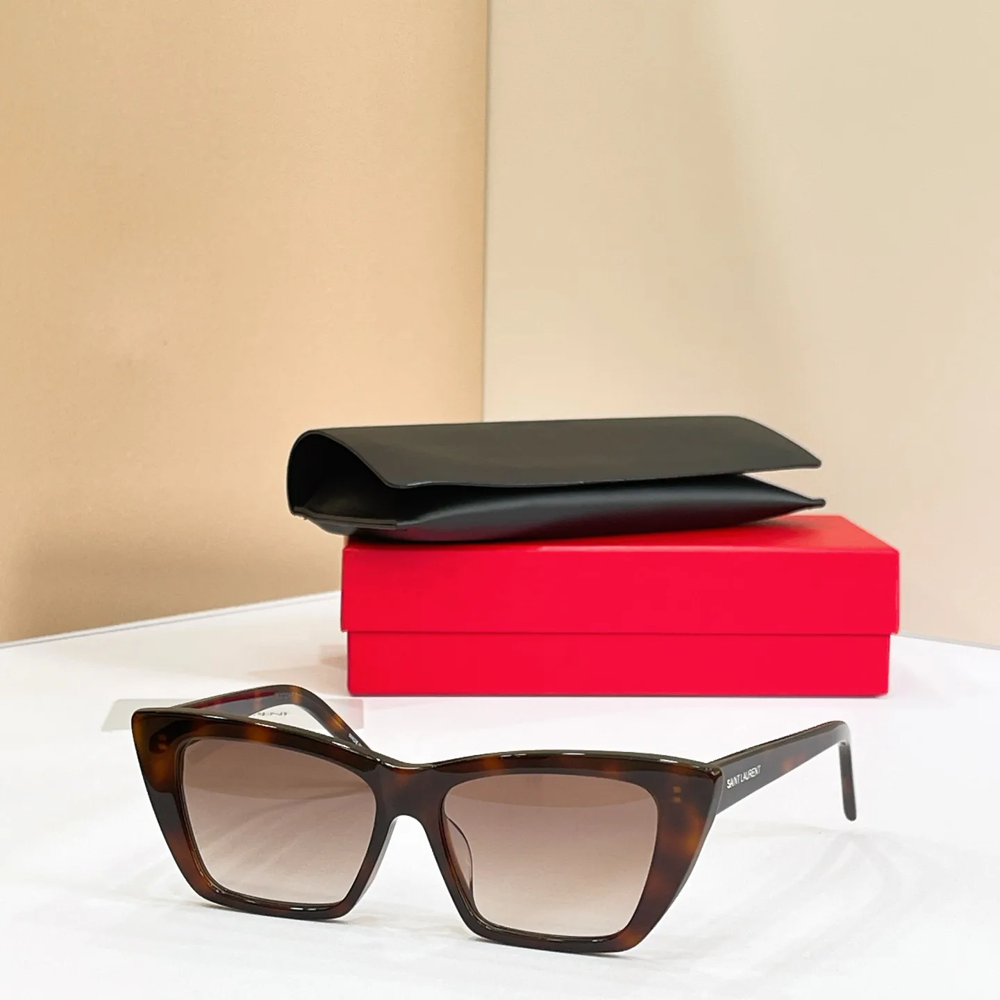 Очки Saint Laurent 17495848