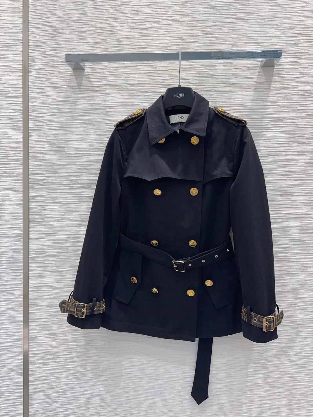 Тренчи Женские Fendi 18689774