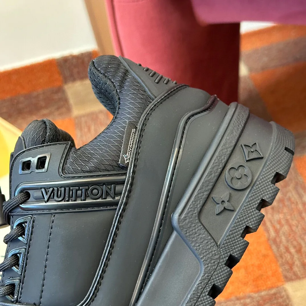 Кроссовки Мужские Louis Vuitton 28764