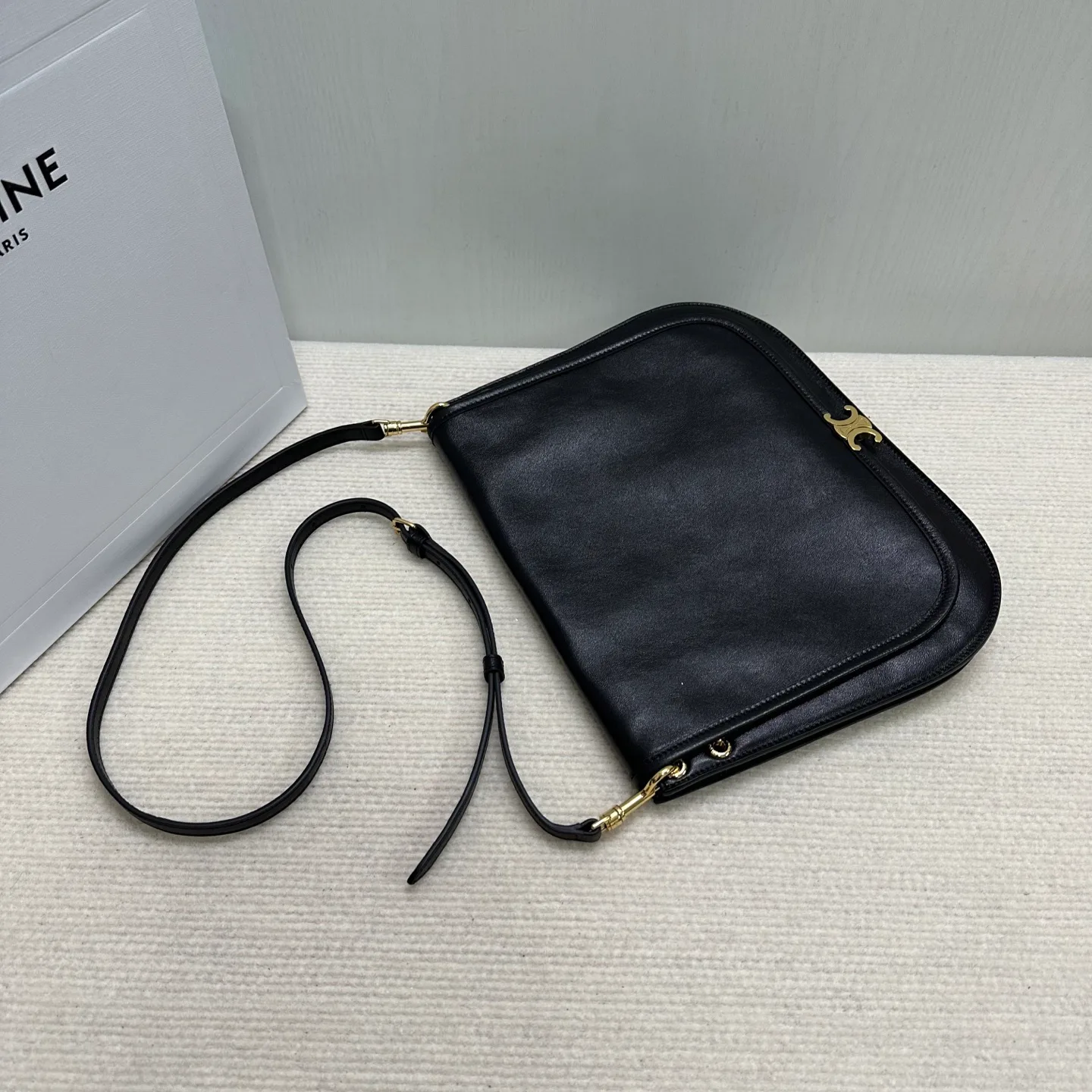 Классические Сумки Женские Celine 11512151