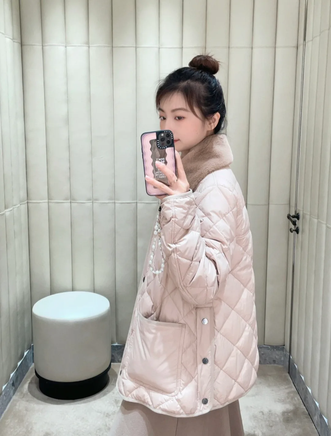Куртки И Пуховики Женские Moncler 18111364