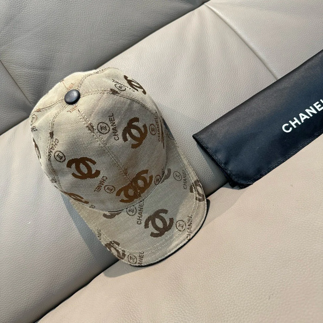 Головные Уборы Chanel 17515213