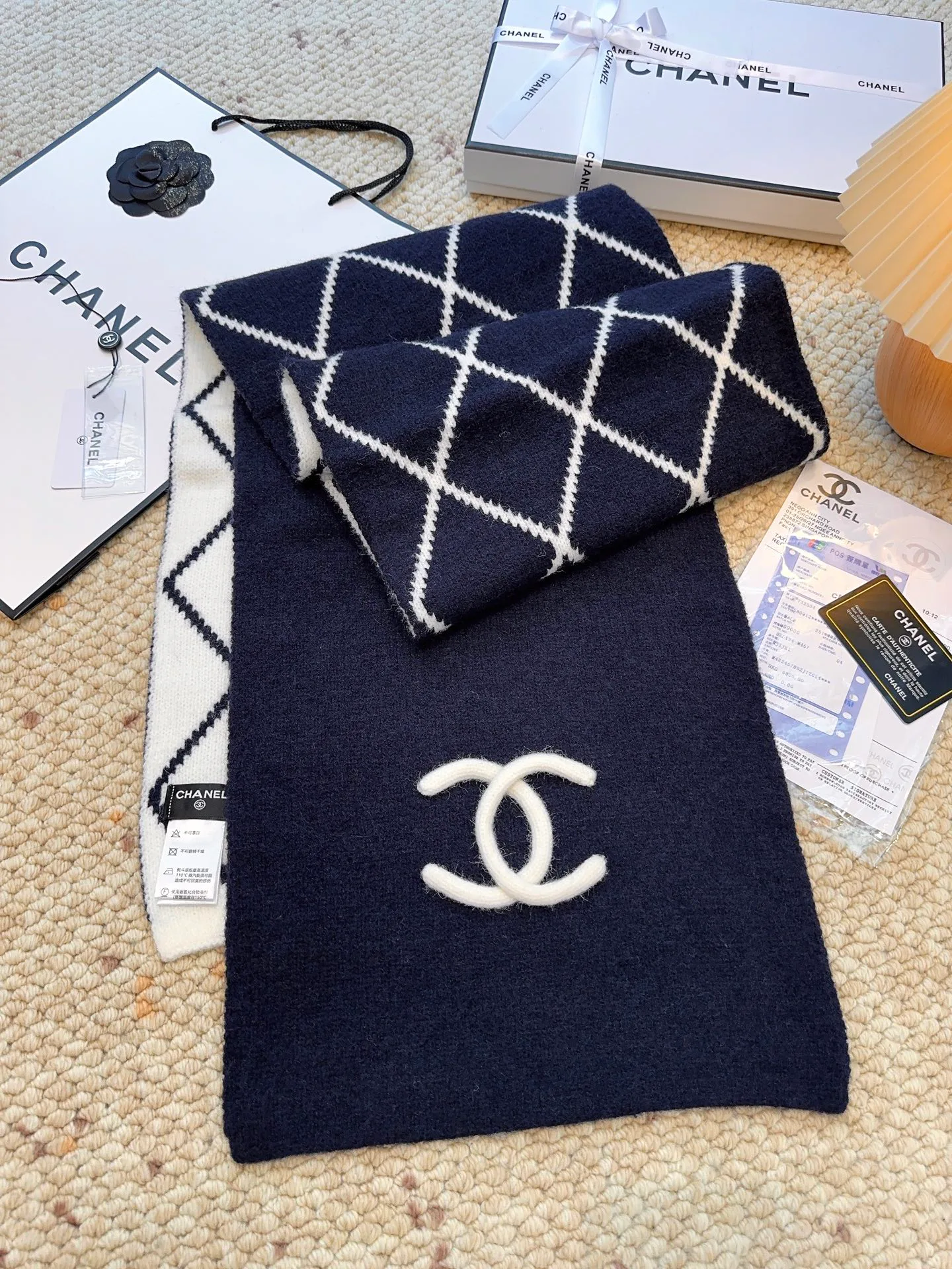 Шарфы Chanel 18105430