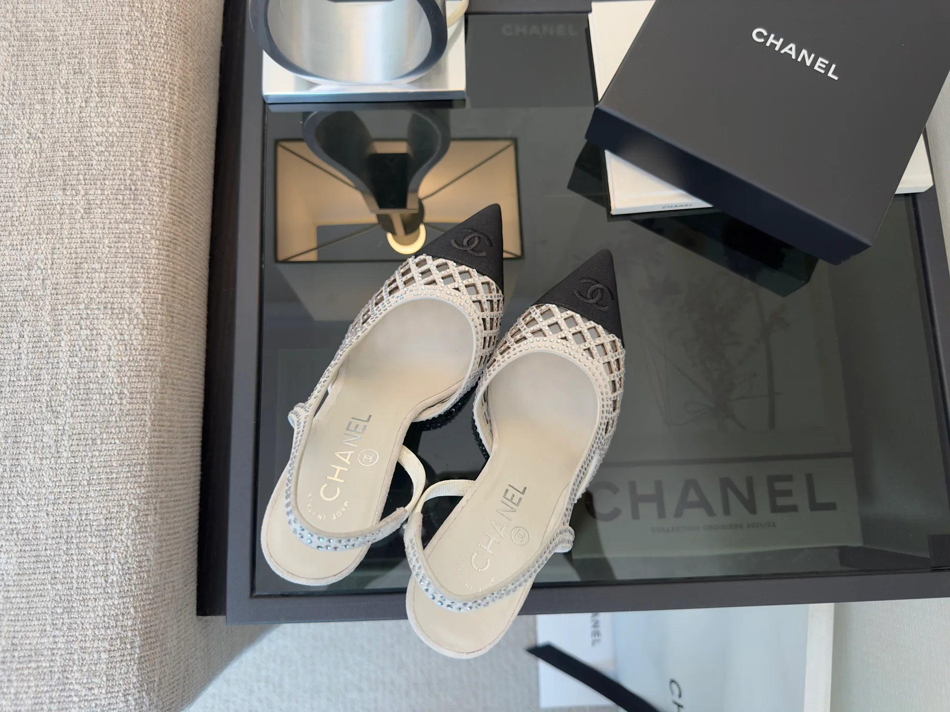 Туфли Женские Chanel 18107444