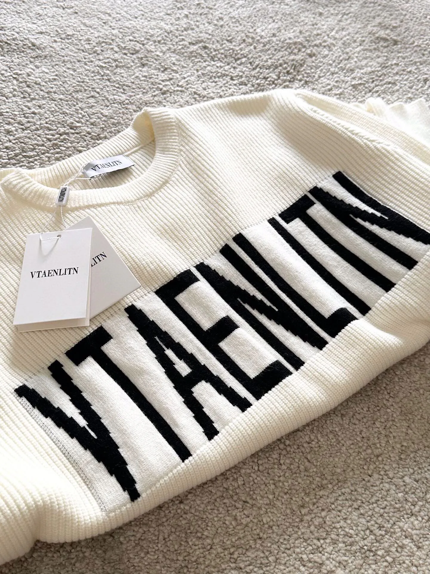 Джемперы И Свитеры Женские Valentino 3375339