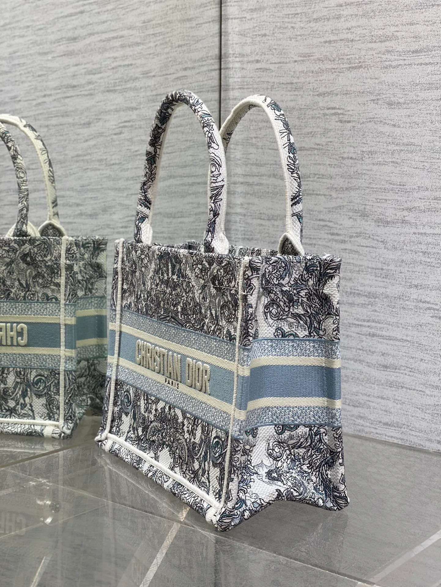 Классические Сумки Женские Christian Dior 11224084