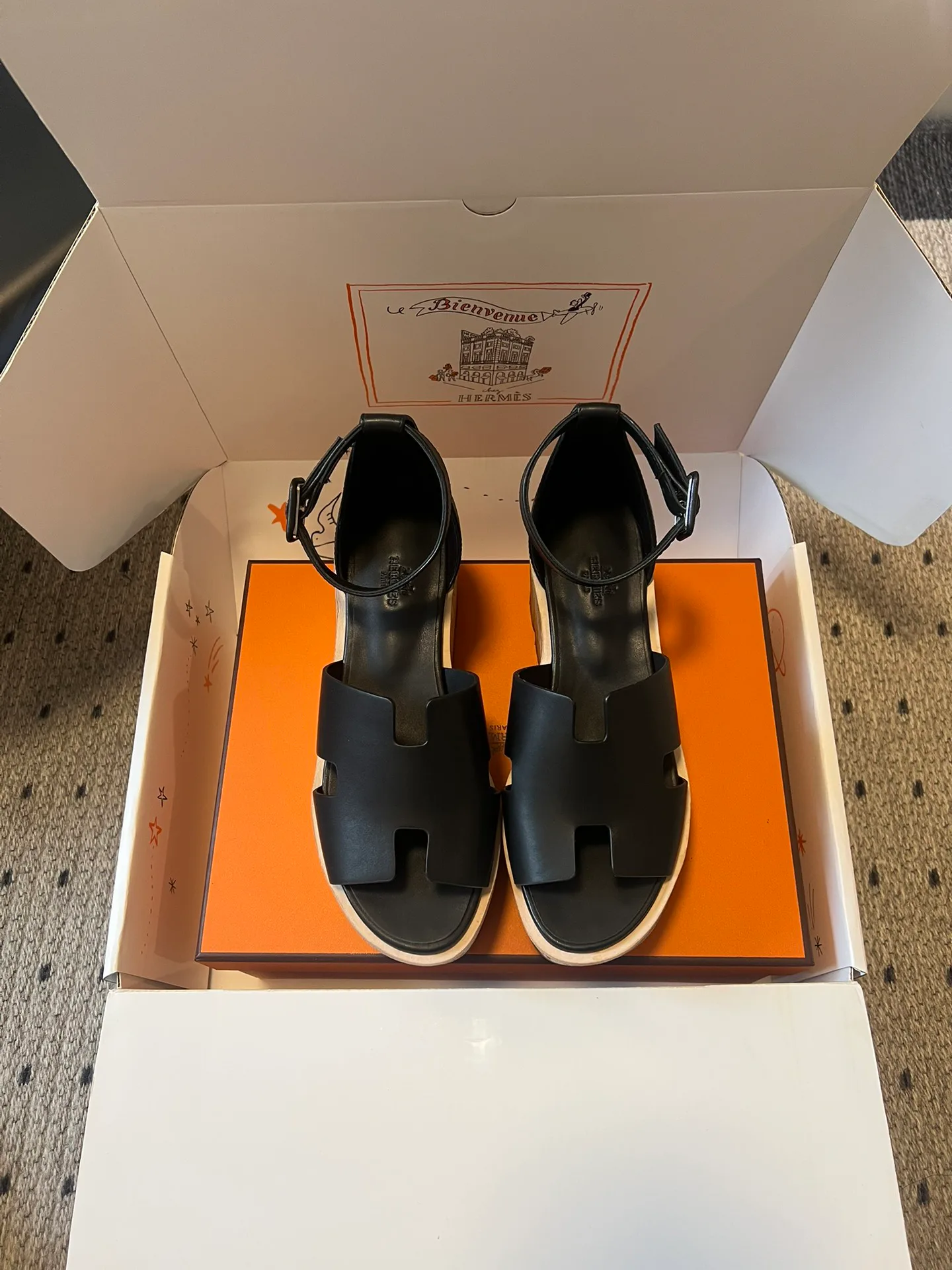 Босоножки Женские Hermes 10209638