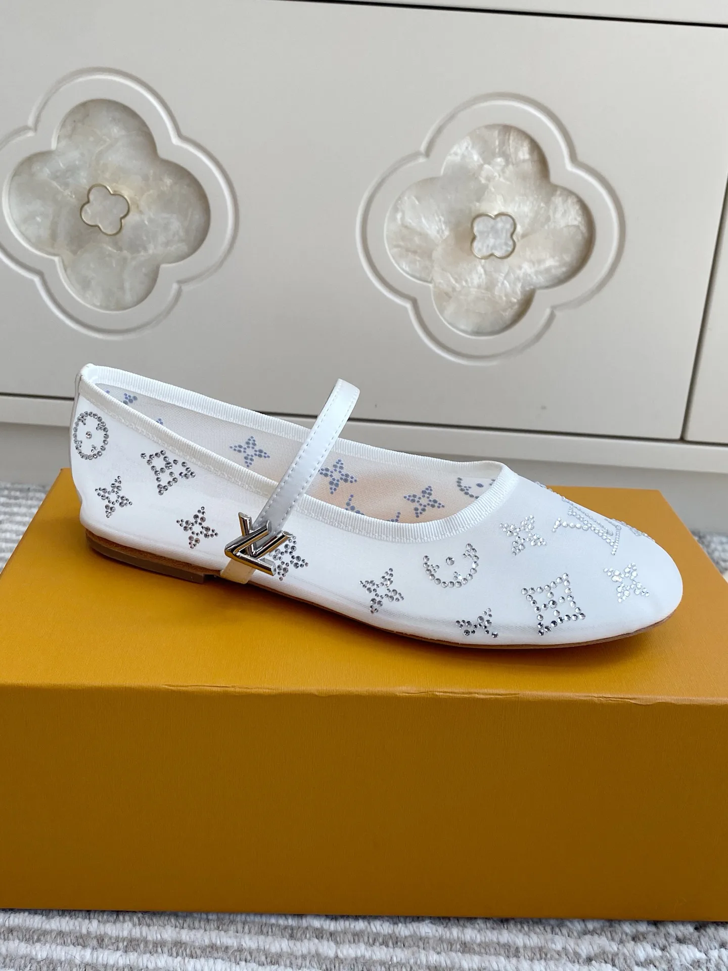 Балетки Женские Louis Vuitton 18135116