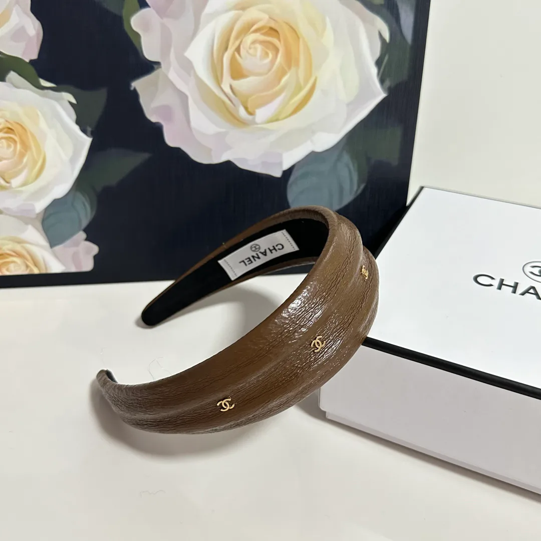 Головные Уборы Chanel 11469193