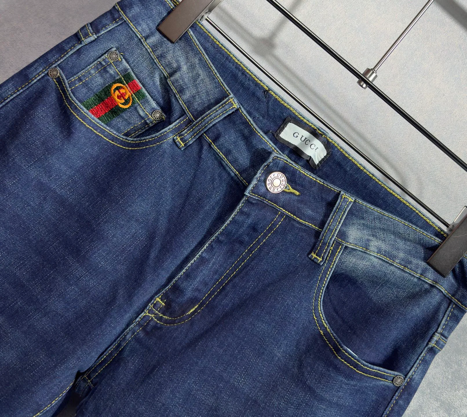 Джинсы Мужские Gucci 18098364