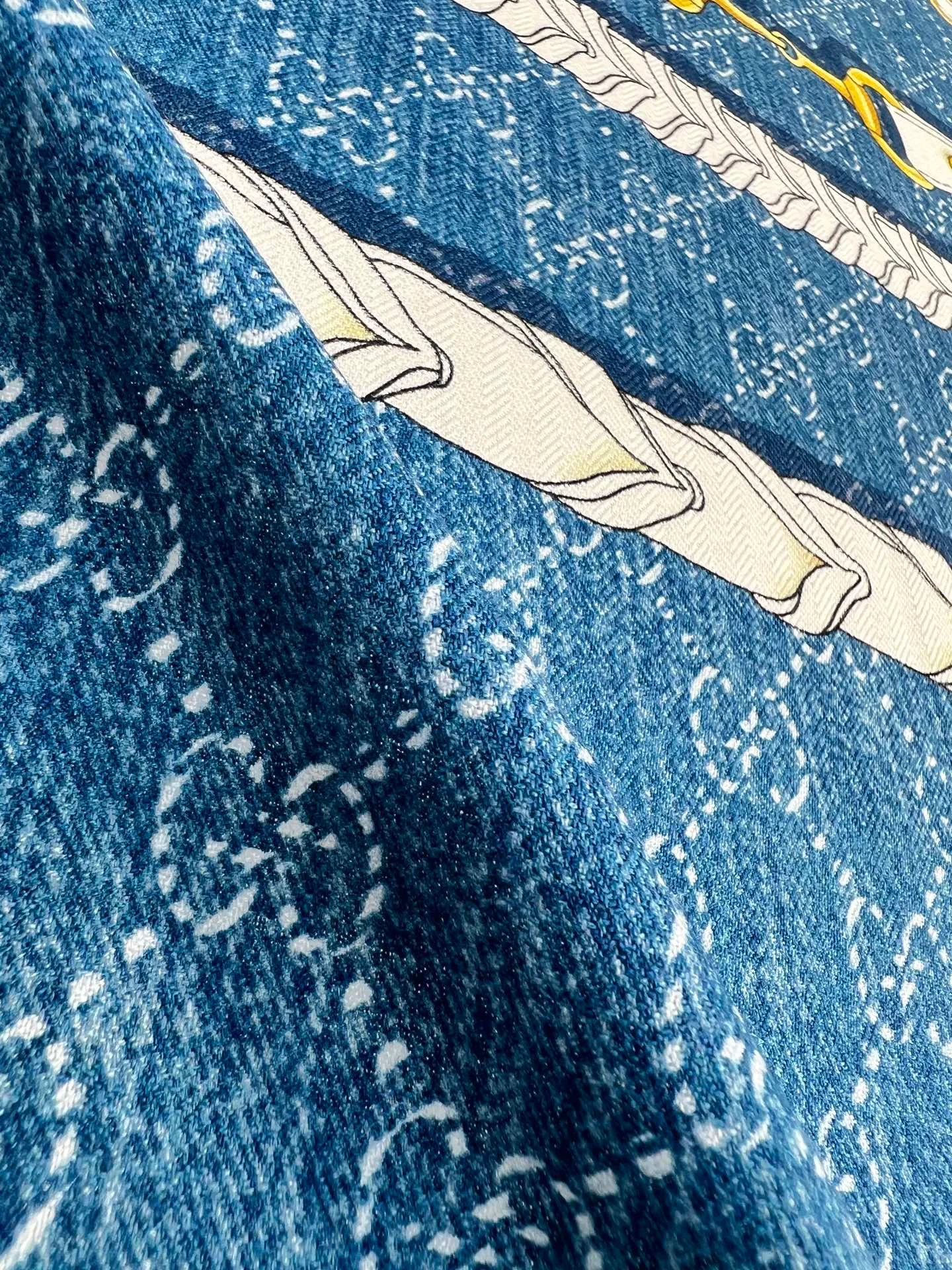 Шарфы Gucci 401710