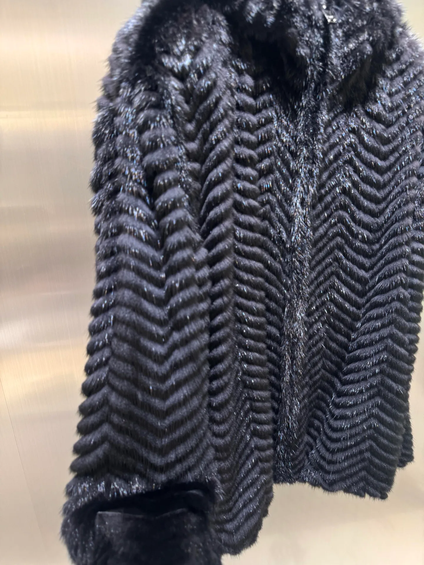Шубы Женские Fendi 18795026