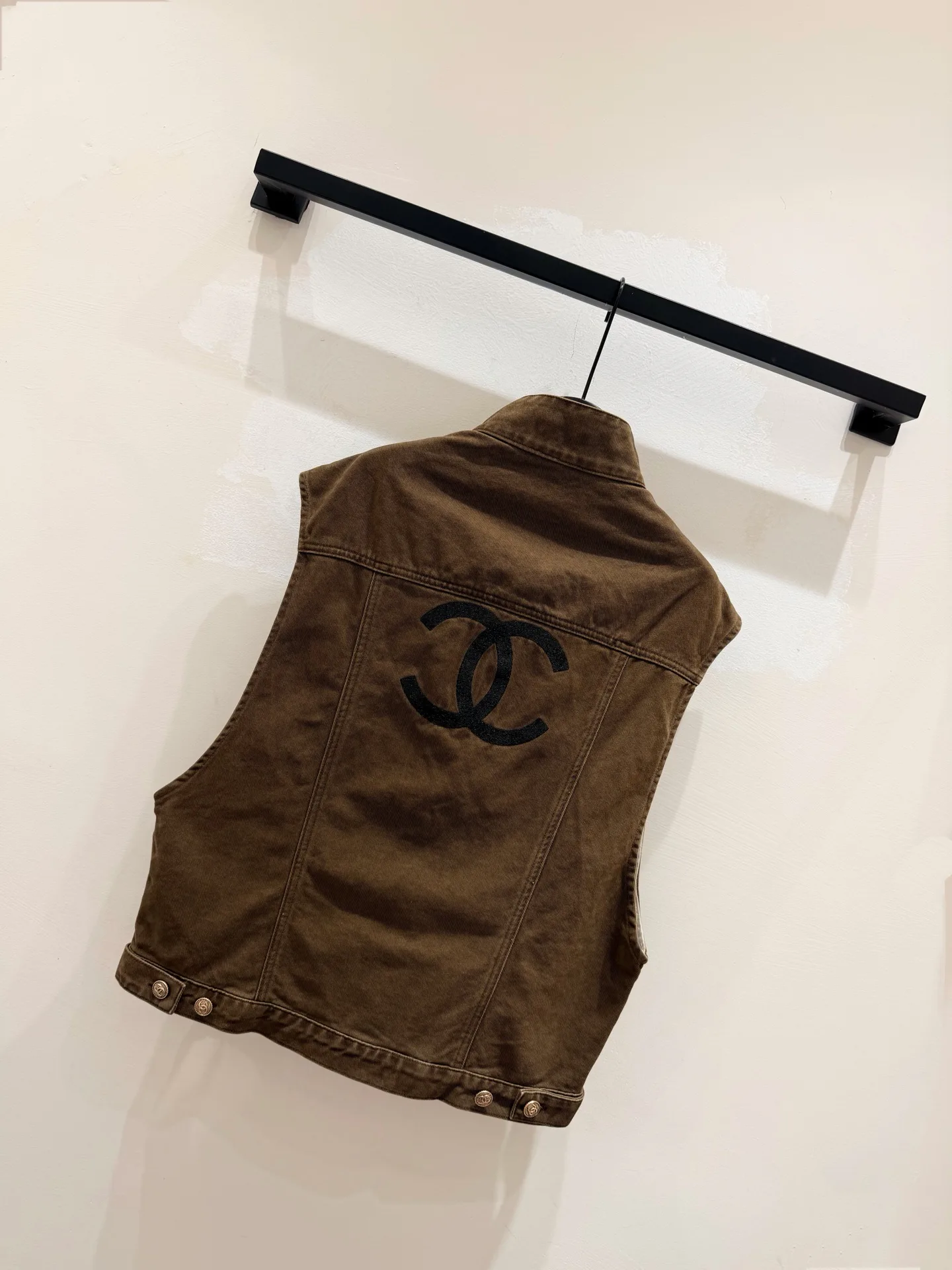 Жилеты Женские Chanel 11672109