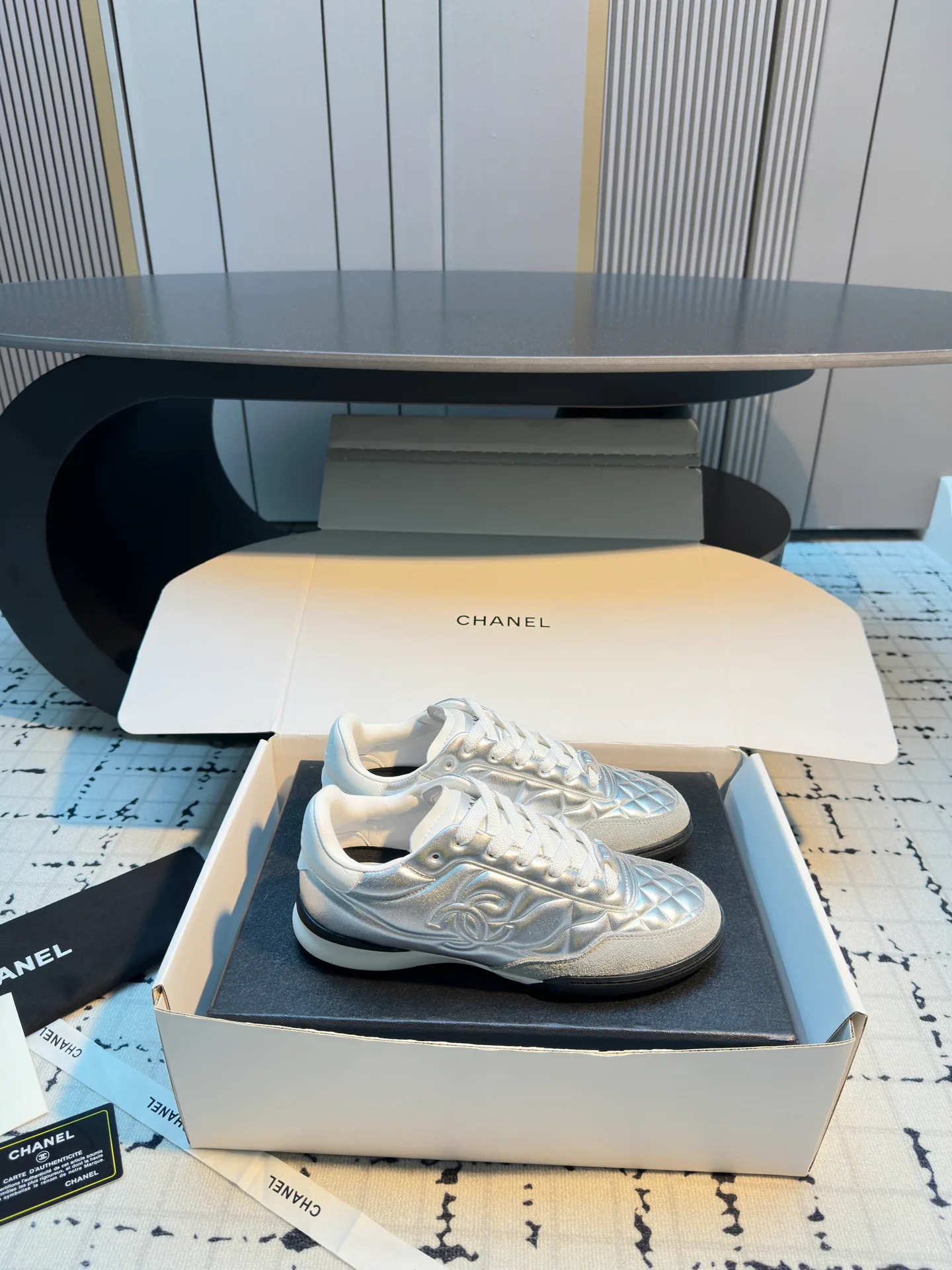 Кроссовки Женские Chanel 10468550