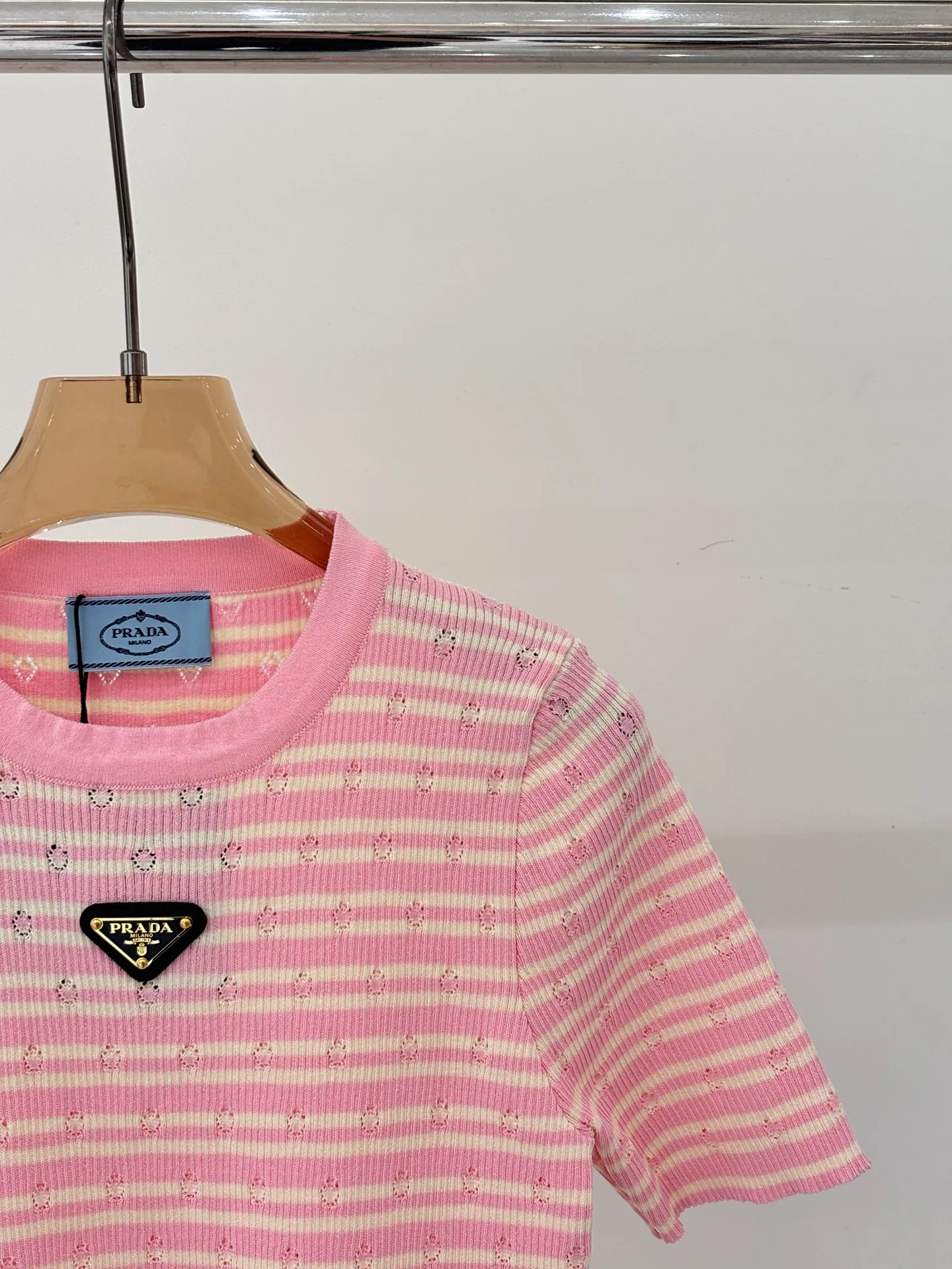 Футболки Женские Prada 11567127