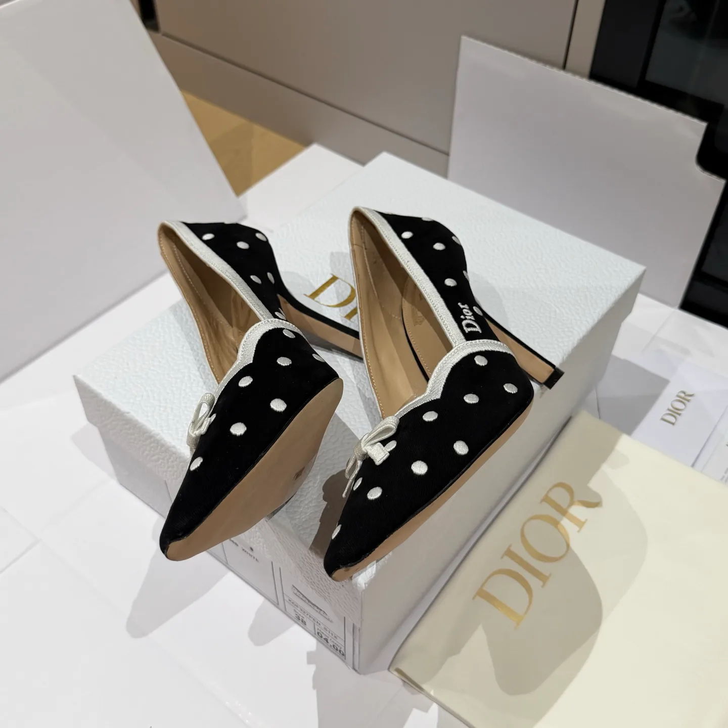 Туфли Женские Christian Dior 18121681