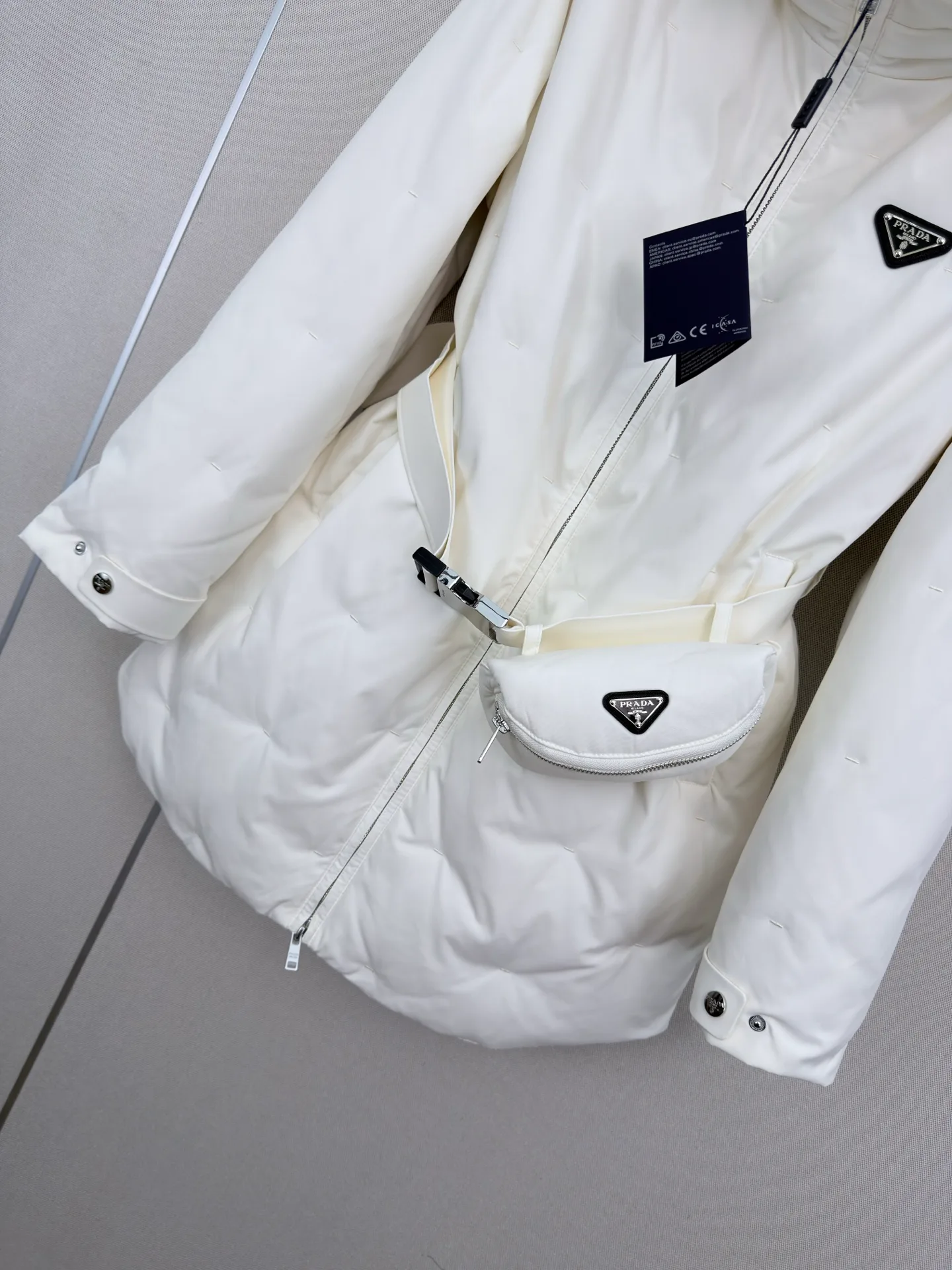 Куртки И Пуховики Женские Prada 18226284
