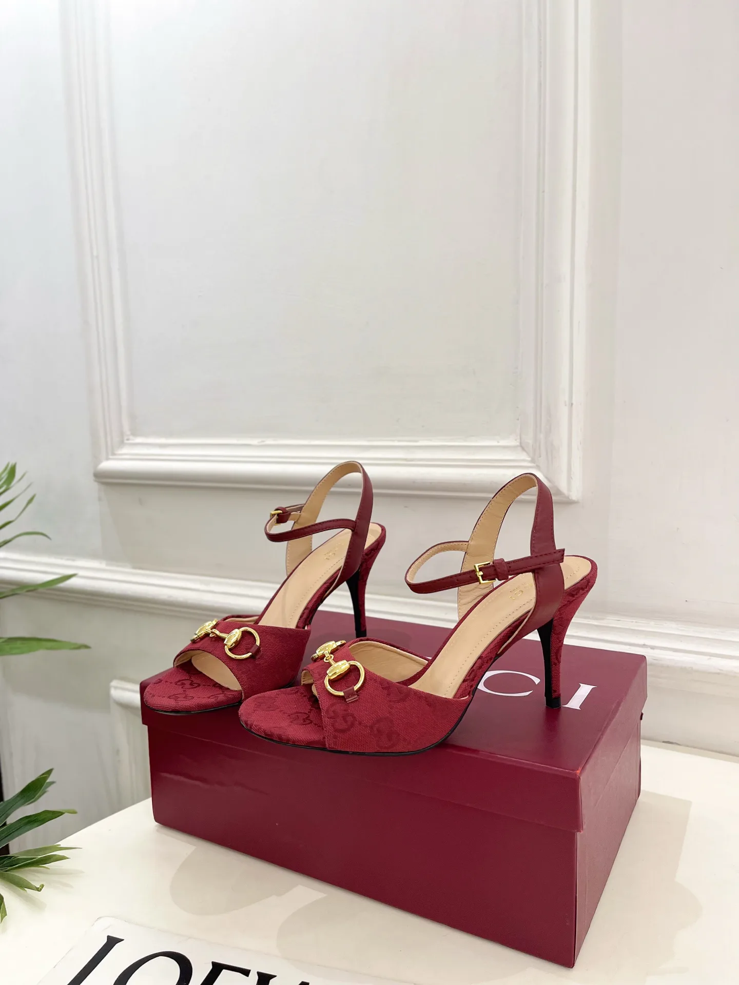 Босоножки Женские Gucci 13218181