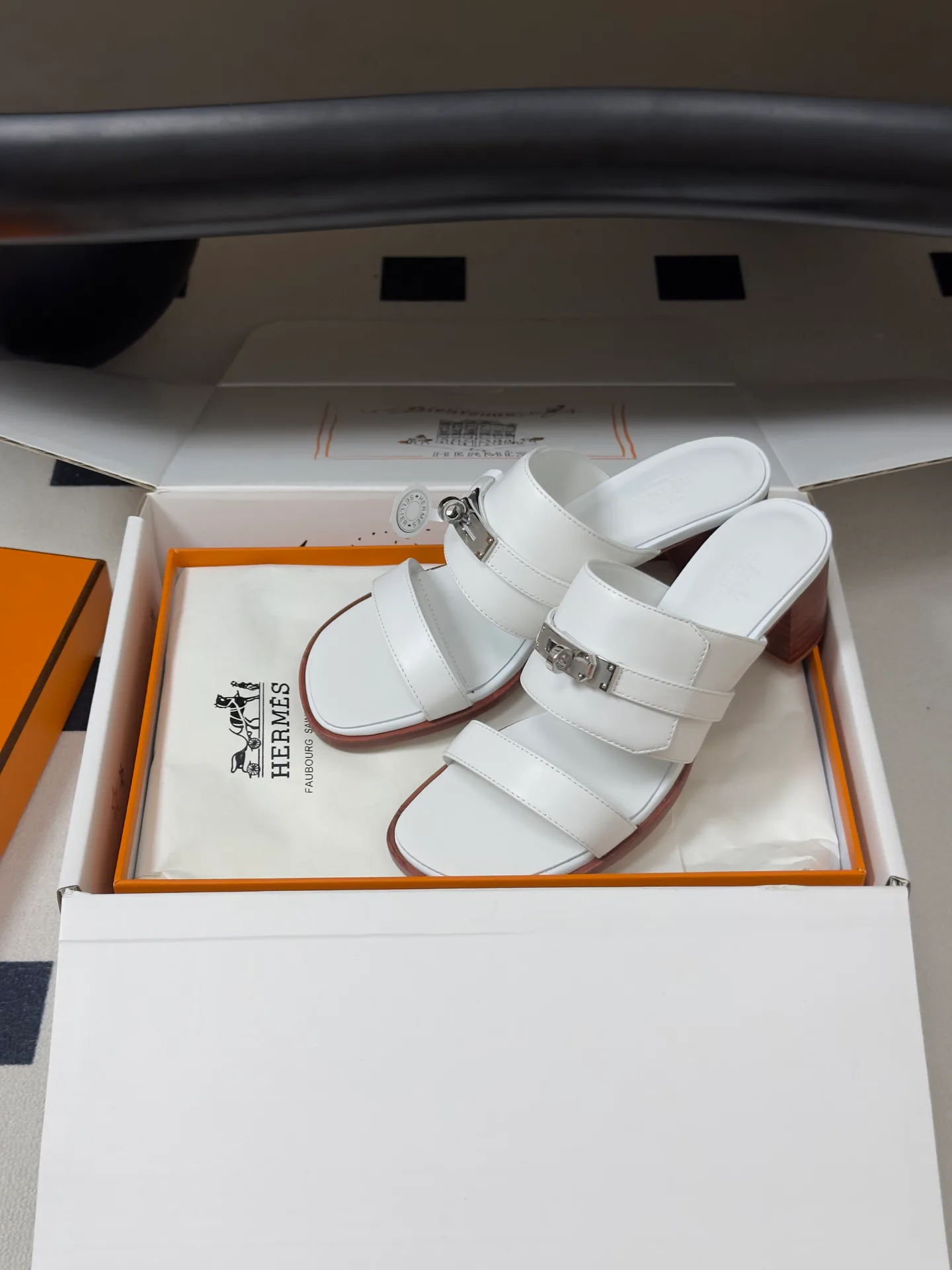 Босоножки Женские Hermes 17095162