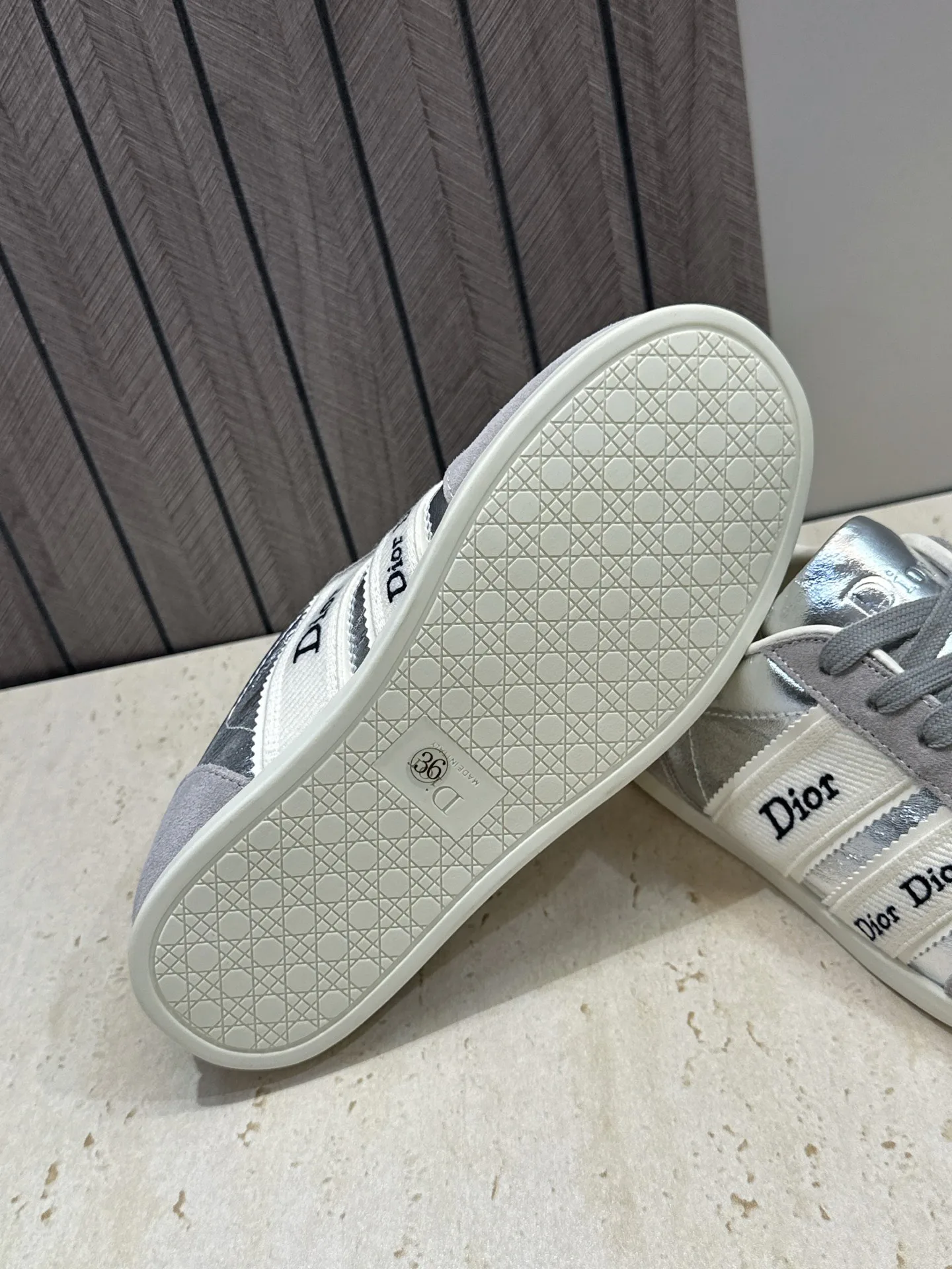 Кроссовки Женские Christian Dior 17612350