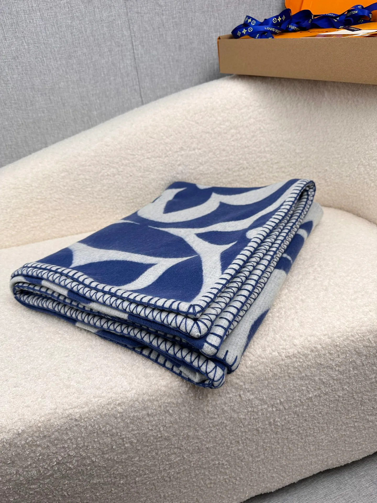 Текстиль Louis Vuitton 11565614