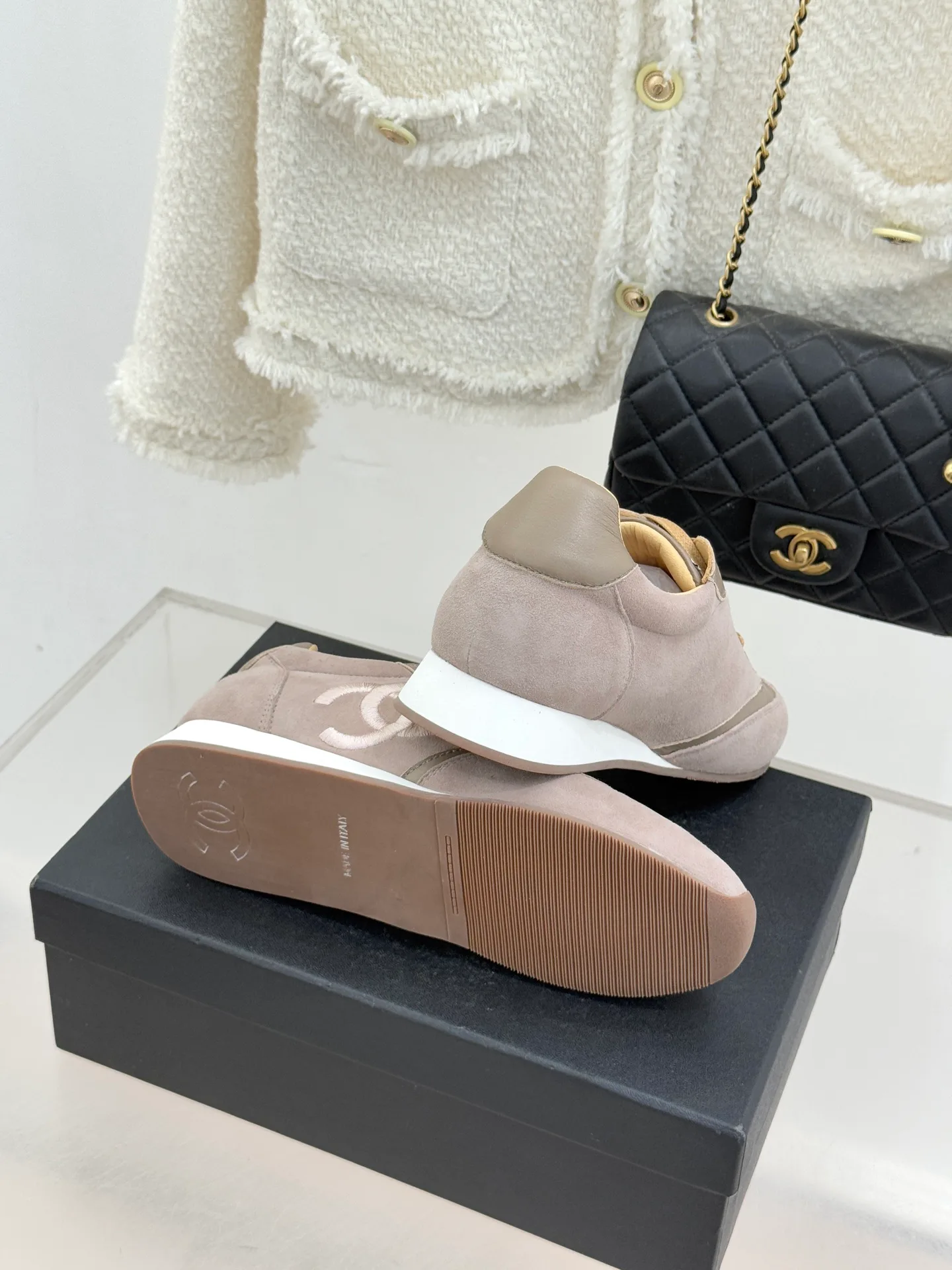 Кроссовки Женские Chanel 5605745
