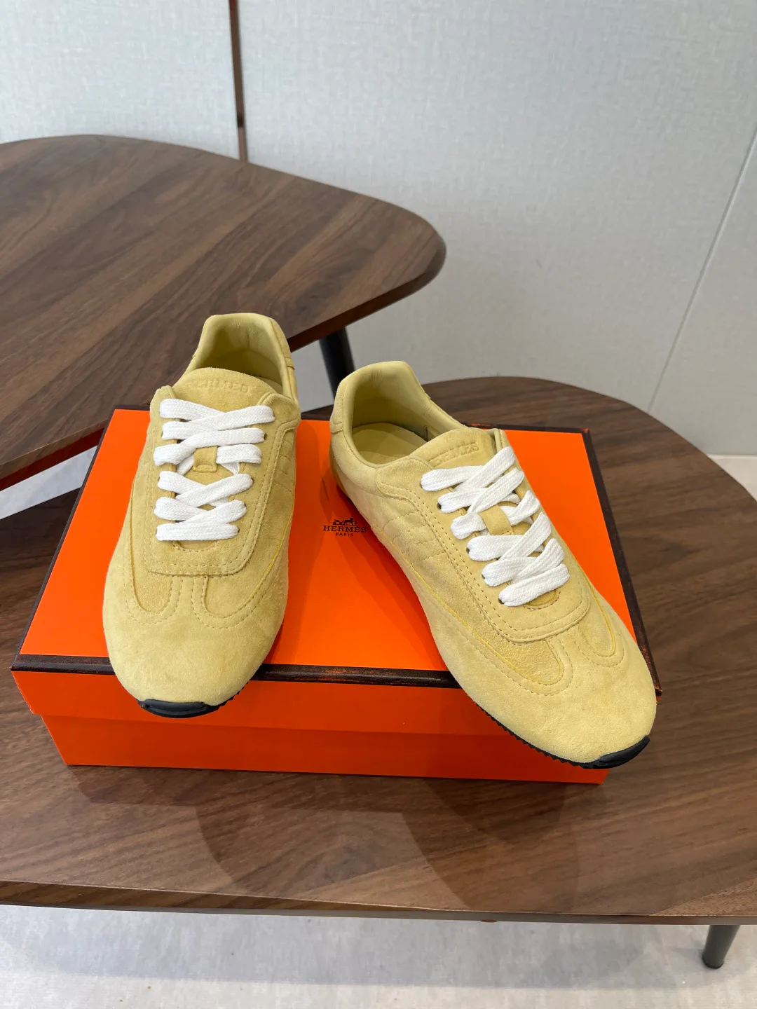 Кроссовки Женские Hermes 1284395