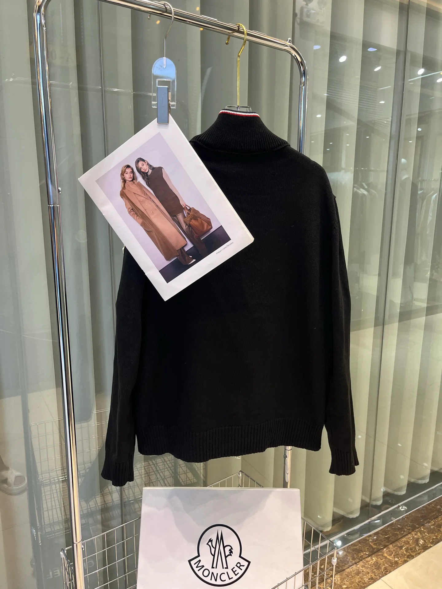 Куртки И Пуховики Женские Moncler 2022895