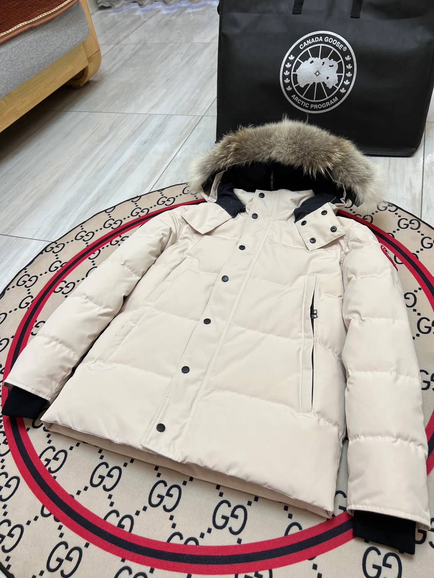 Куртки И Пуховики Женские Canada Goose 3153875