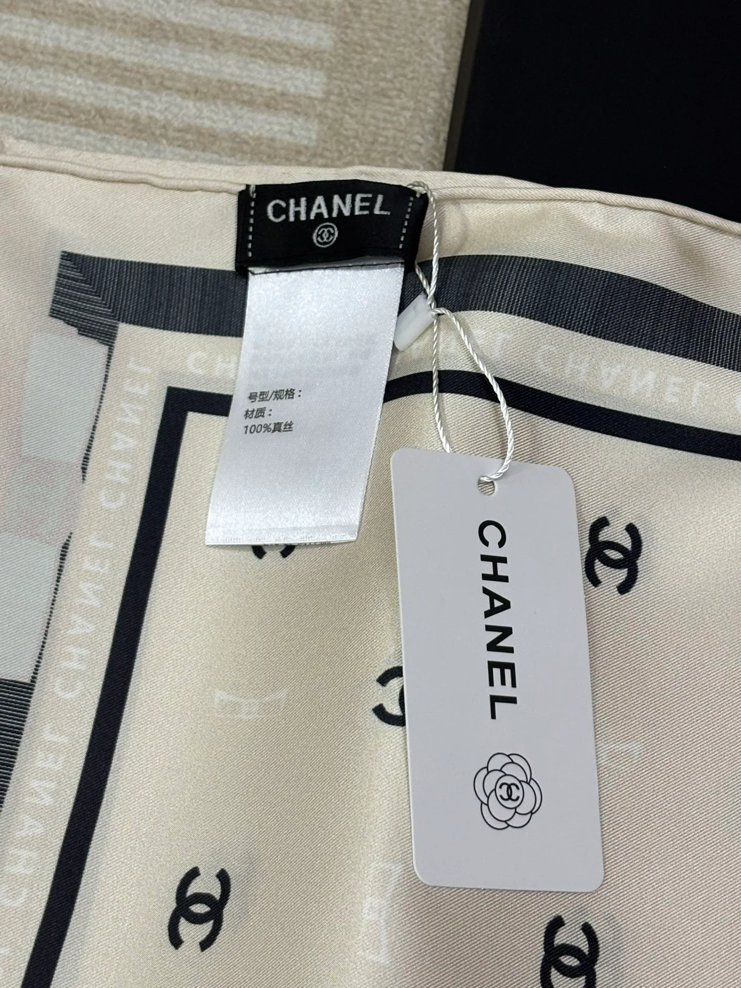 Платки Chanel 11752211