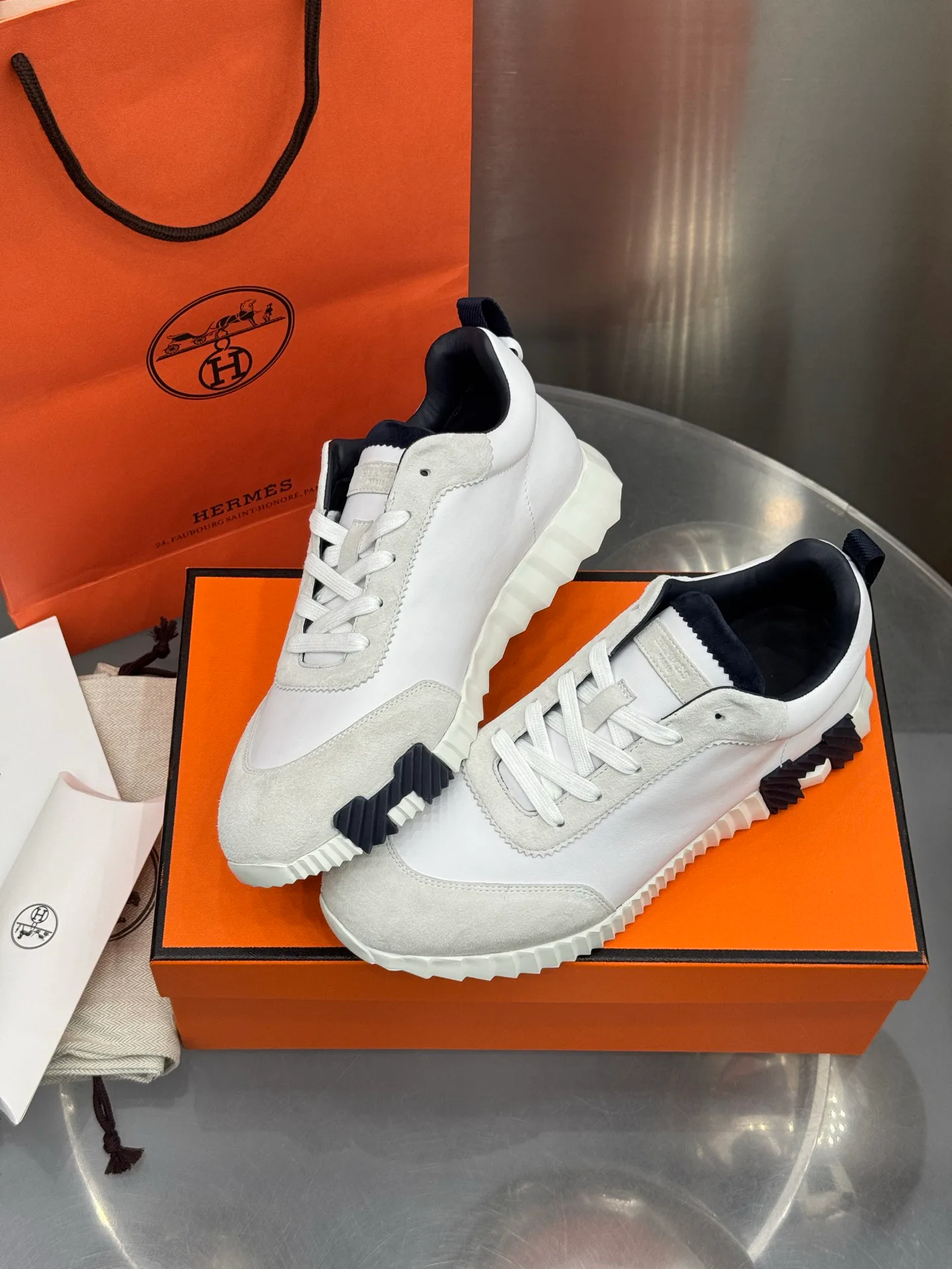 Кроссовки Женские Hermes 14115848