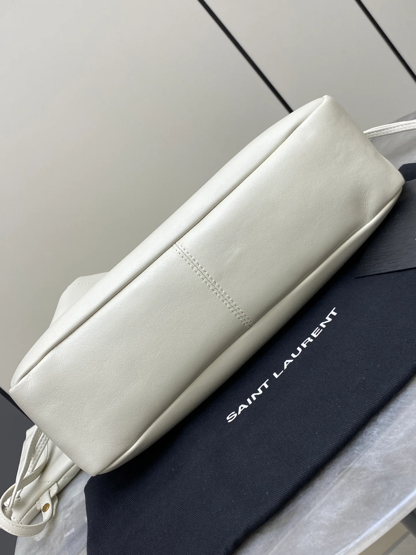 Классические Сумки Женские Saint Laurent 11886282