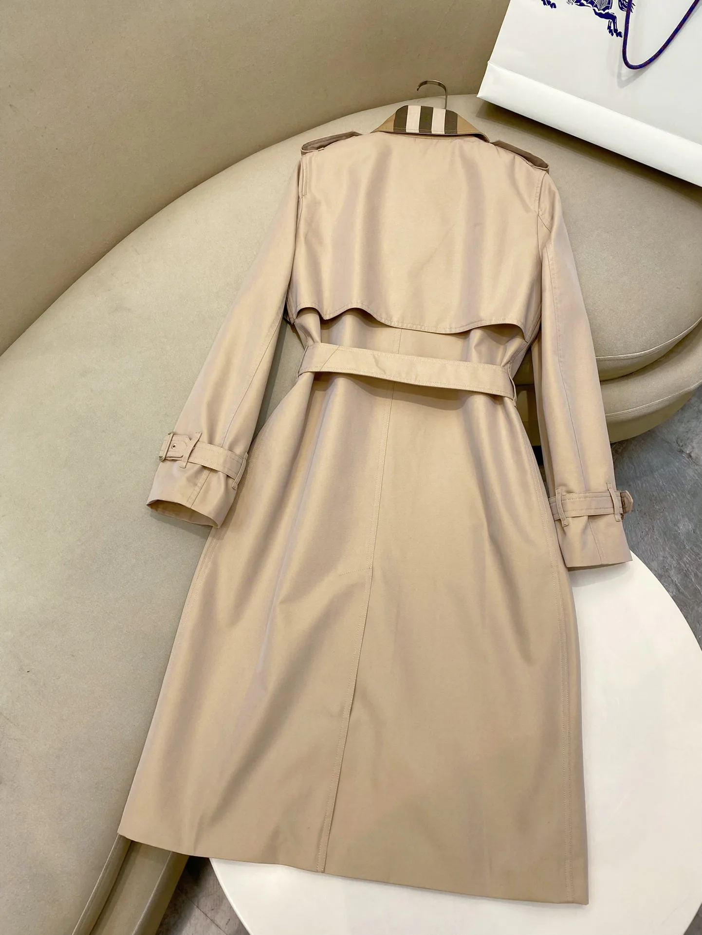 Тренчи Женские Burberry 17998544