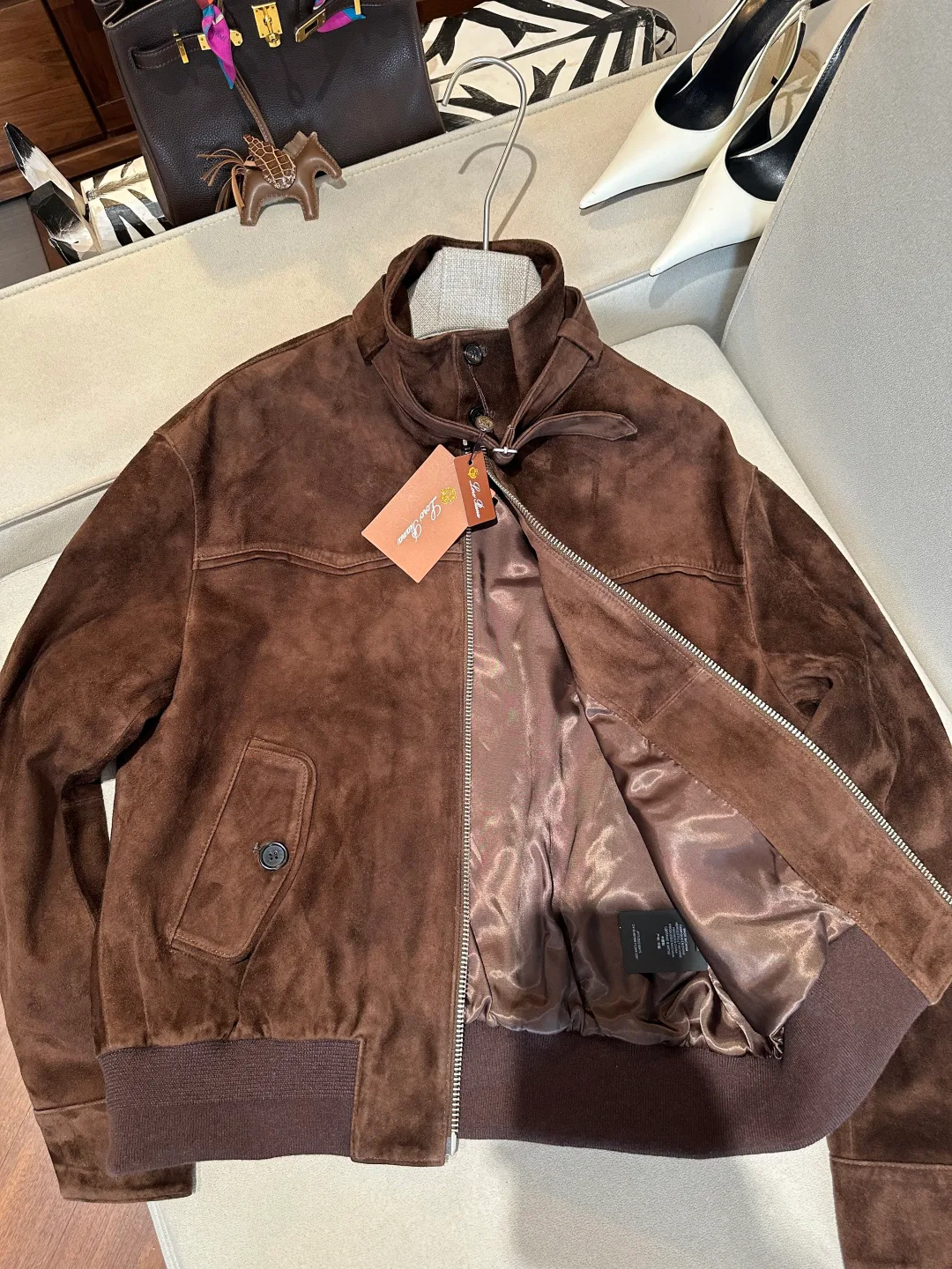 Кожаные Куртки И Дублёнки Женские Loro Piana 18418203