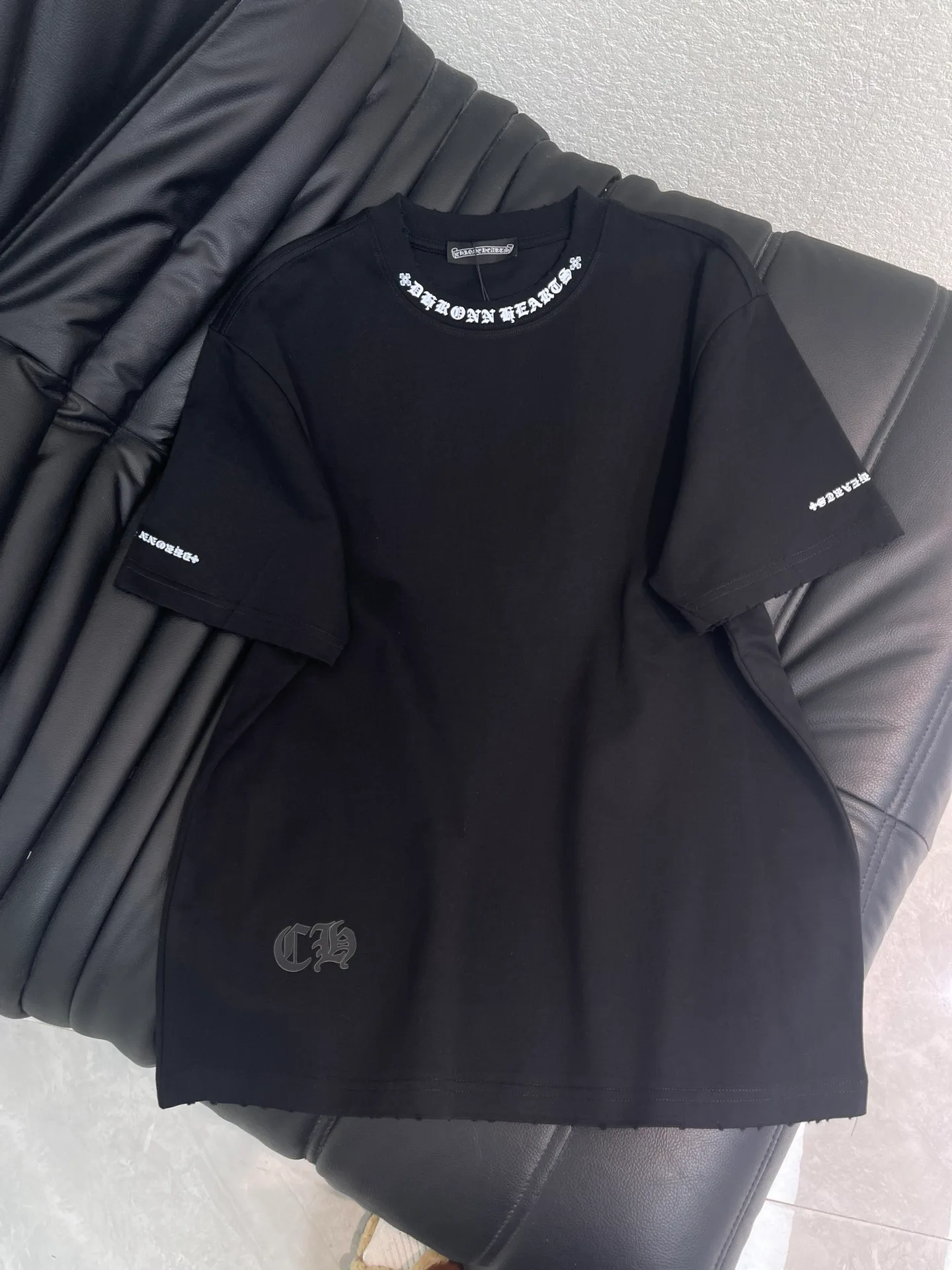 Футболки Женские Chrome Hearts 11569440