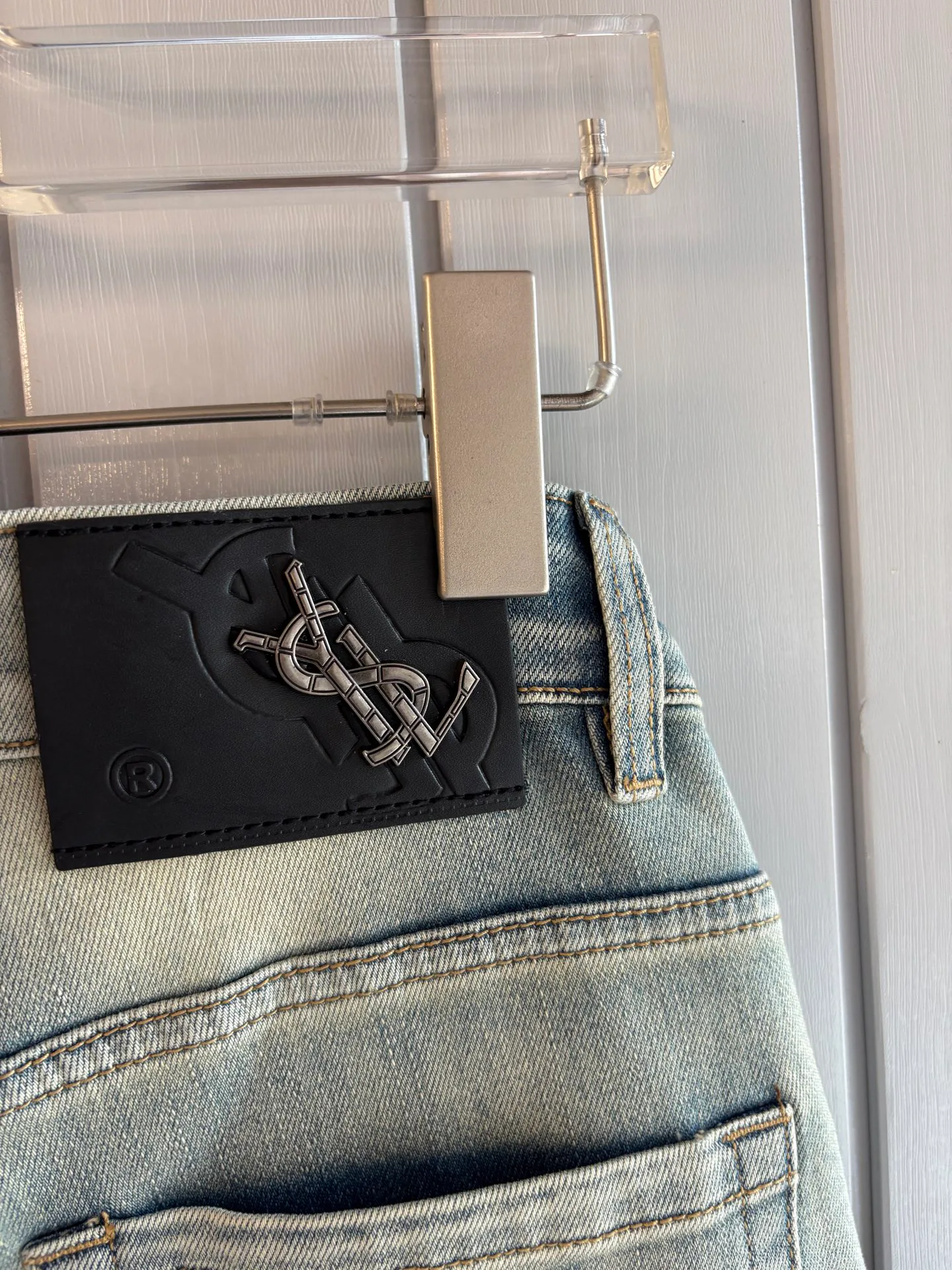 Джинсы Женские Saint Laurent 4510345