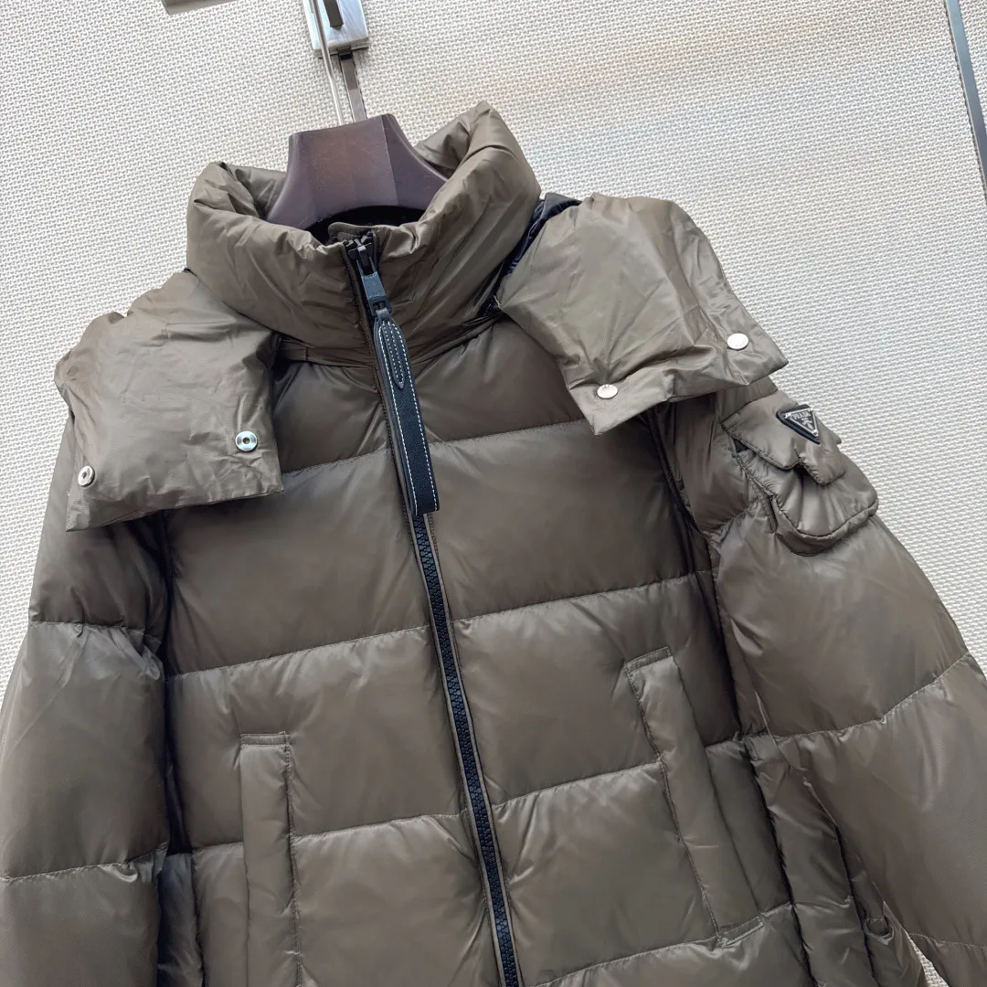 Куртки И Пуховики Женские Prada 18438386