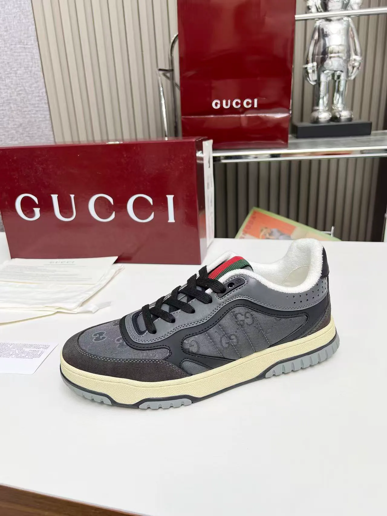 Кроссовки Мужские Gucci 17620420