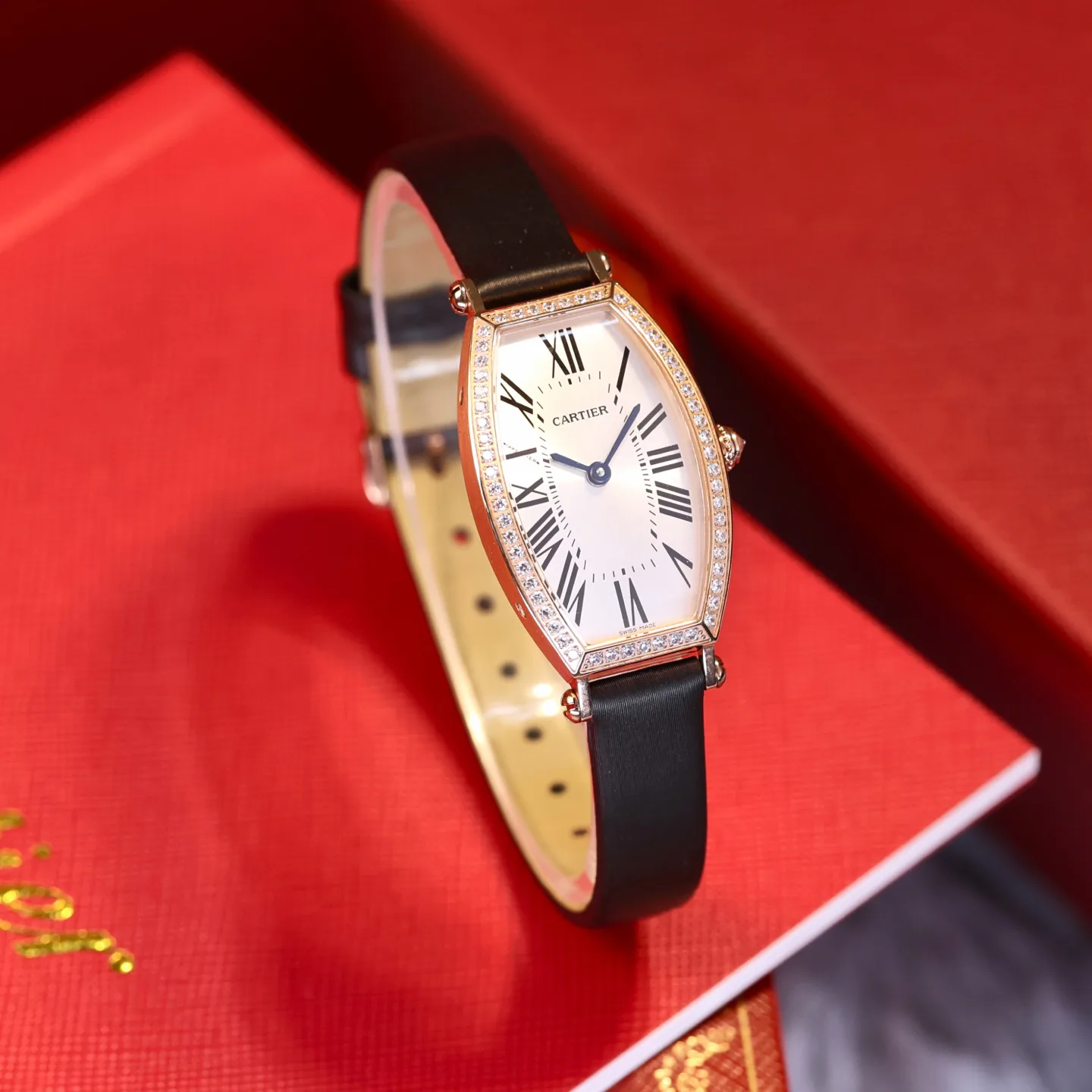 Часы Женские Cartier 11696038