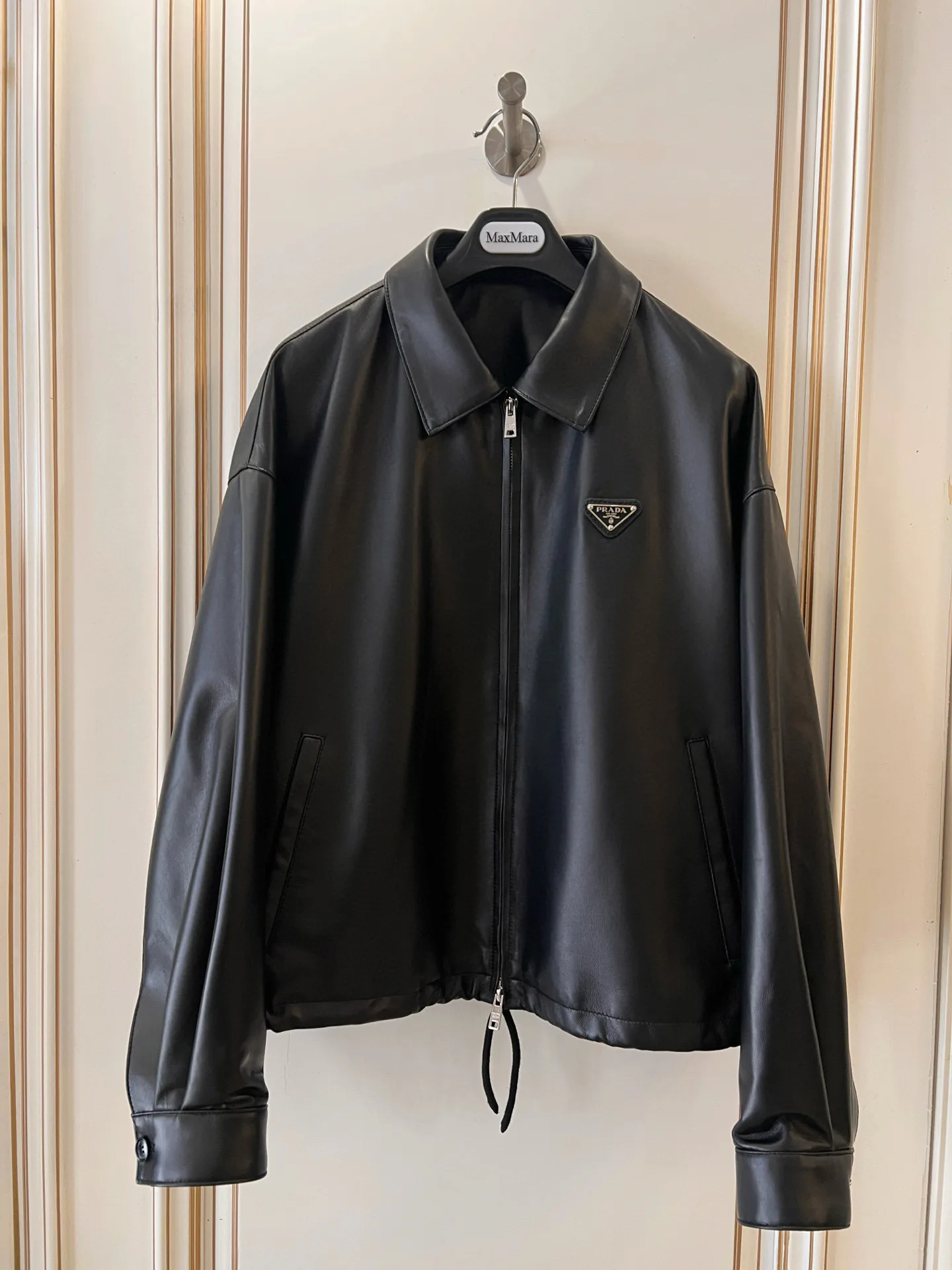 Кожаные Куртки И Дублёнки Женские Prada 11686143