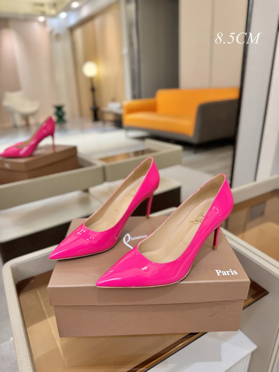 Туфли Женские Christian Louboutin 11079835