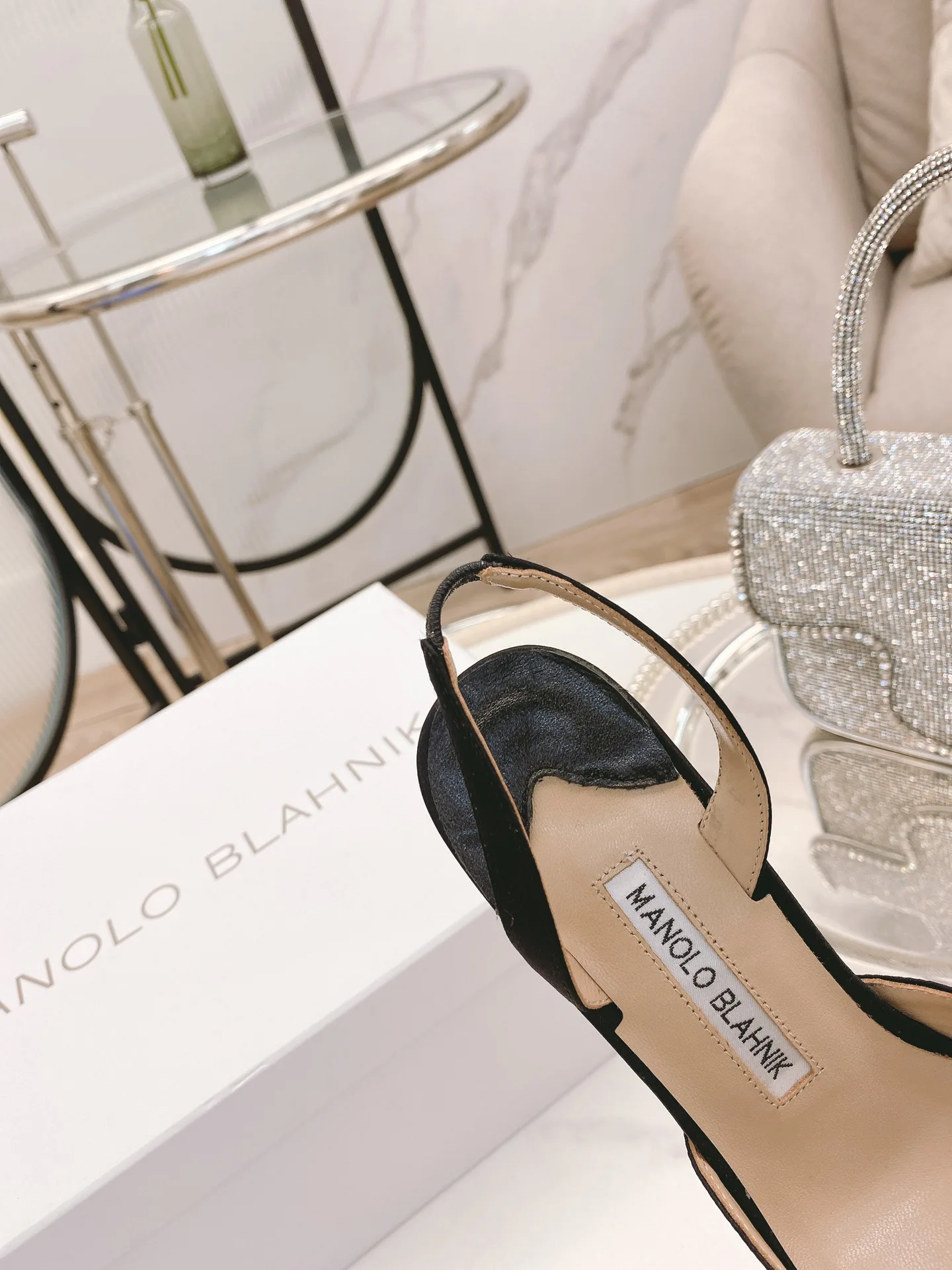 Туфли Женские Manolo Blahnik 18482411