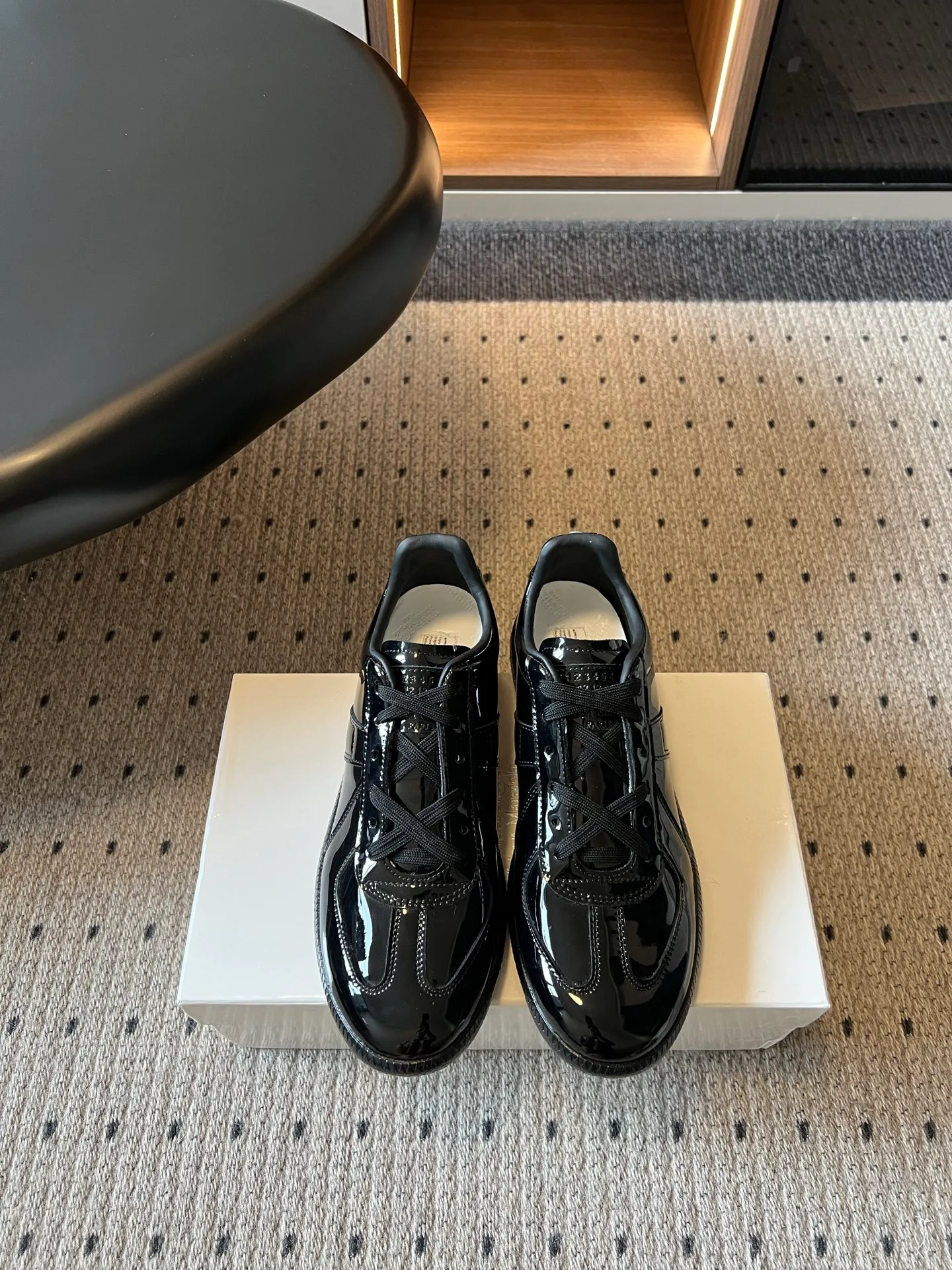 Кроссовки Женские Maison Margiela 17419506