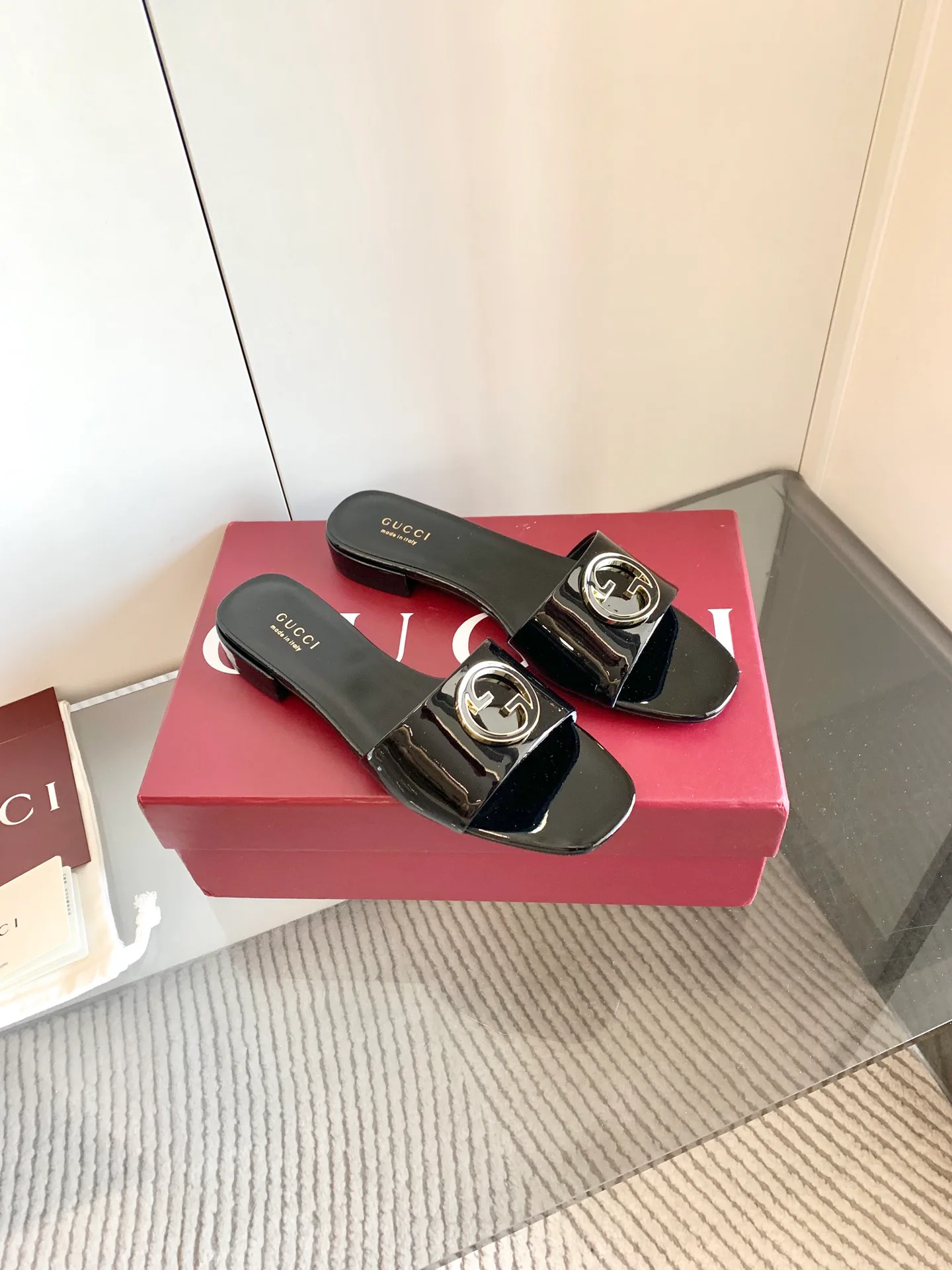 Шлепанцы Женские Gucci 28055