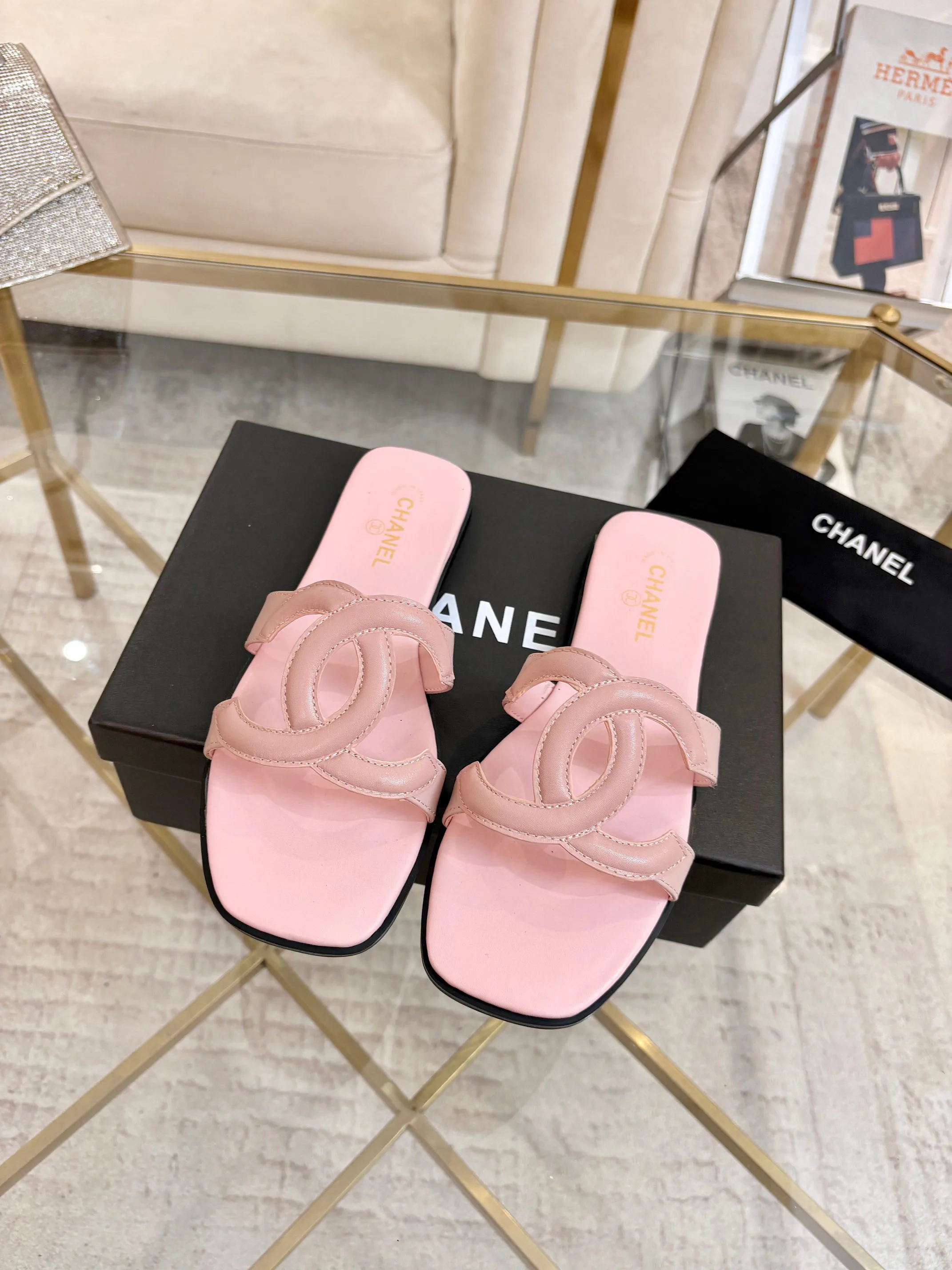 Босоножки Женские Chanel 11709170