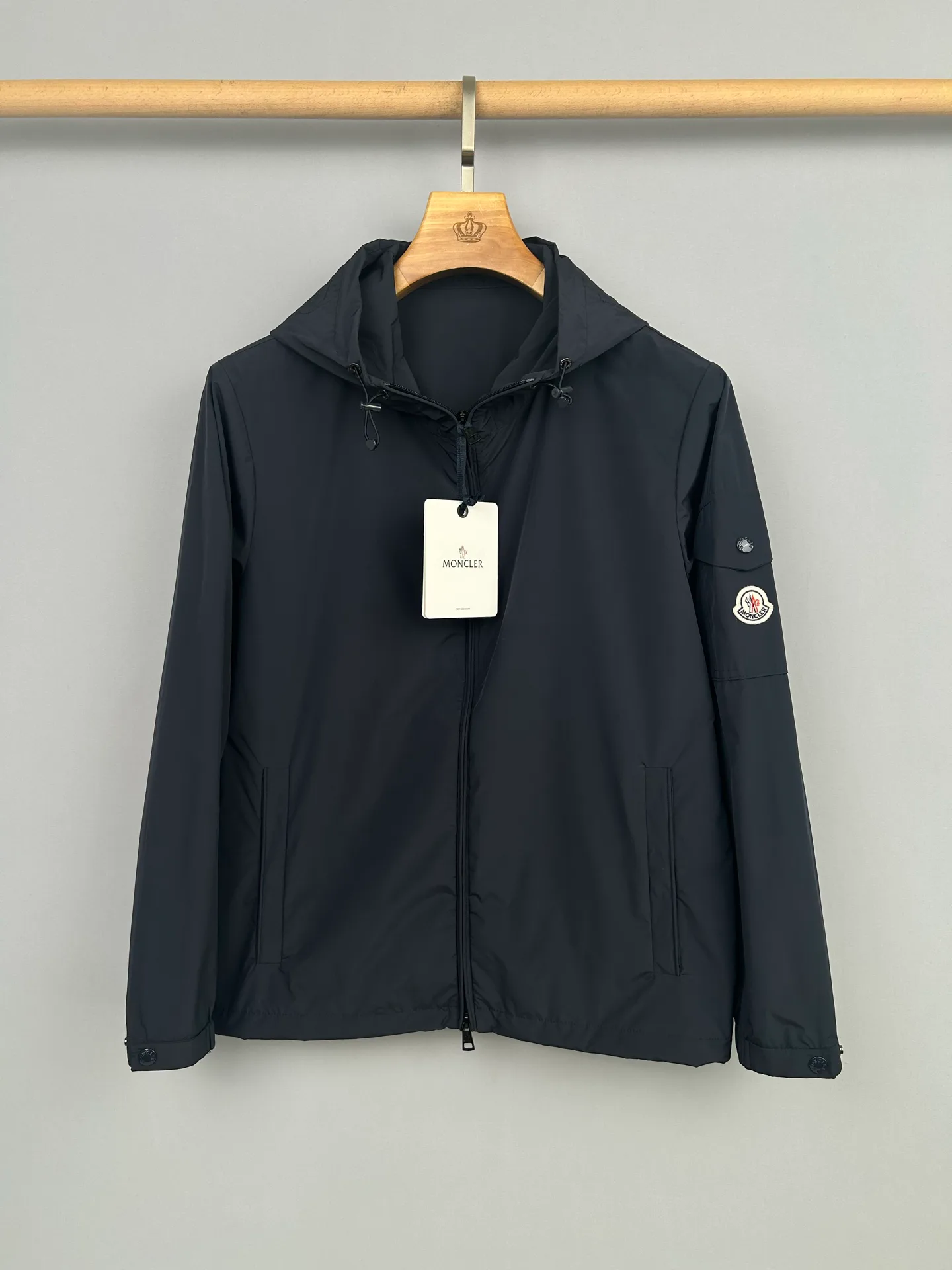 Куртки И Пуховики Мужские Moncler 13137533