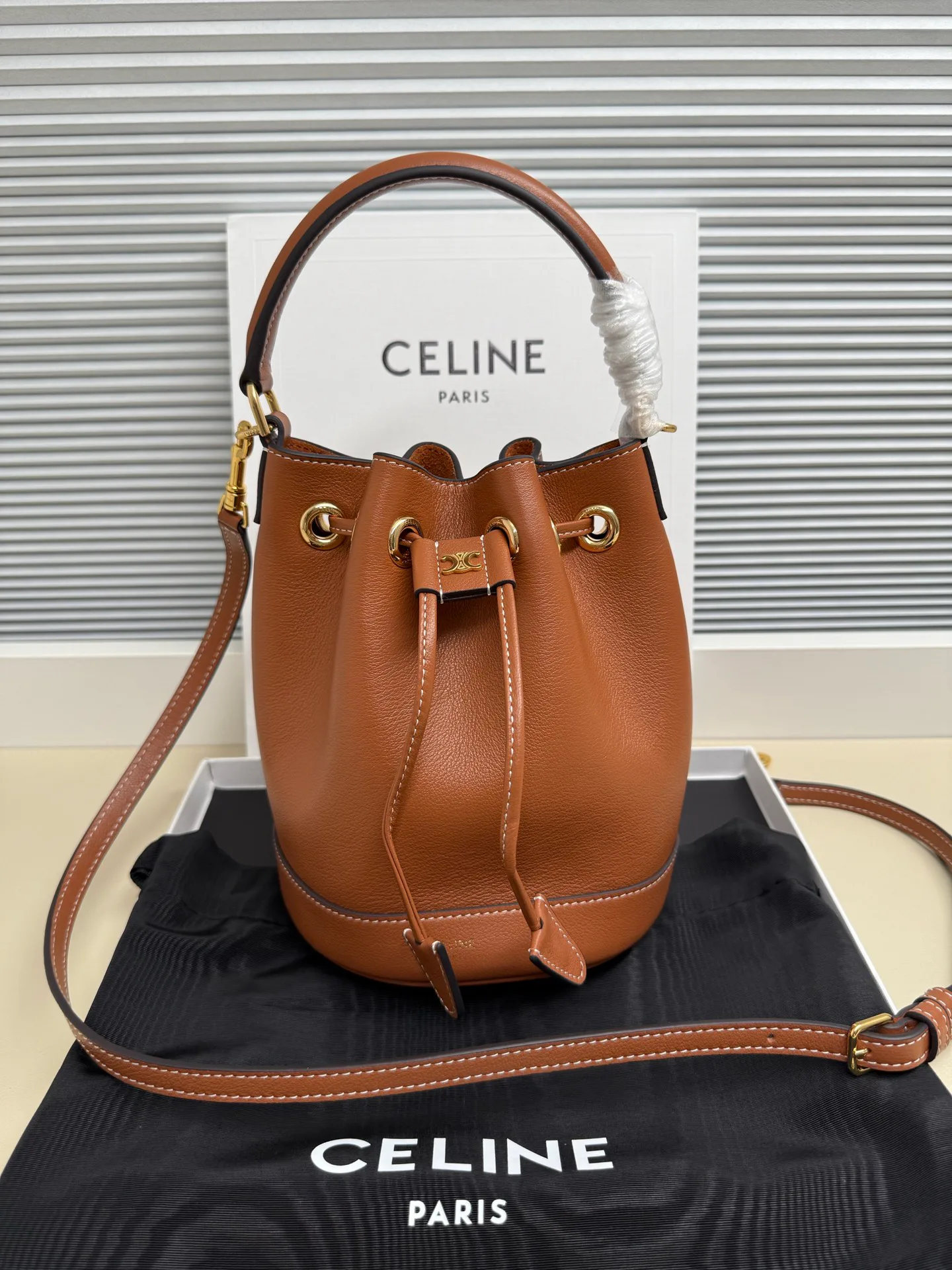 Сумки На Ремне Женские Celine 424008