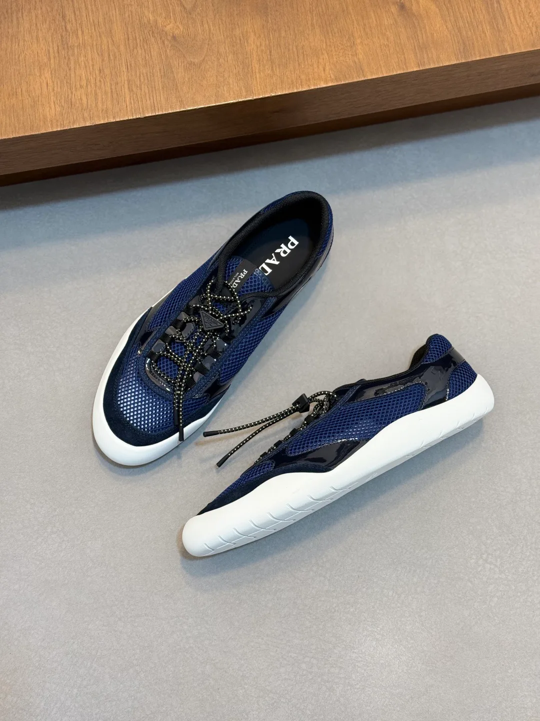 Кроссовки Мужские Prada 17447617